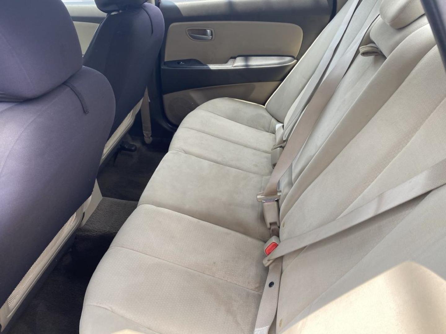 2008 RED HYUNDAI ELANTRA GLS (KMHDU46D08U) with an 2.0L engine, Automatic transmission, located at 930 E Little Creek Road, Norfolk, VA, 23518, (757) 588-0420, 36.915051, -76.244408- Photo#2