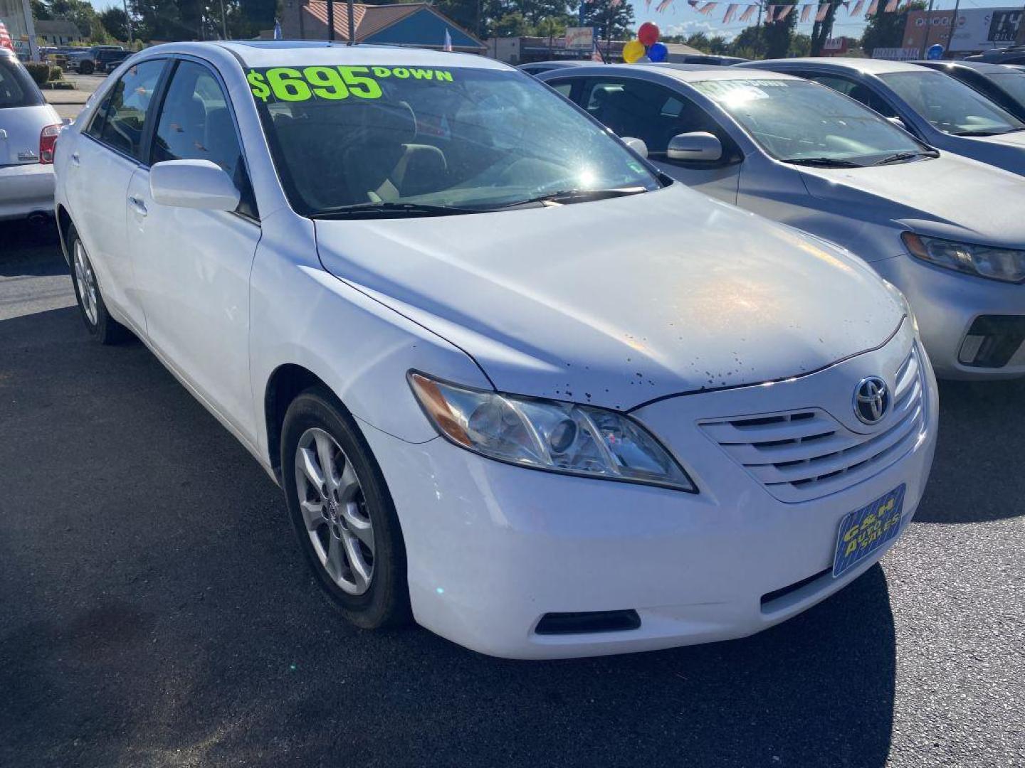 2009 WHITE TOYOTA CAMRY SE (4T1BK46K79U) with an 3.5L engine, Automatic transmission, located at 930 E Little Creek Road, Norfolk, VA, 23518, (757) 588-0420, 36.915051, -76.244408 - Photo#0