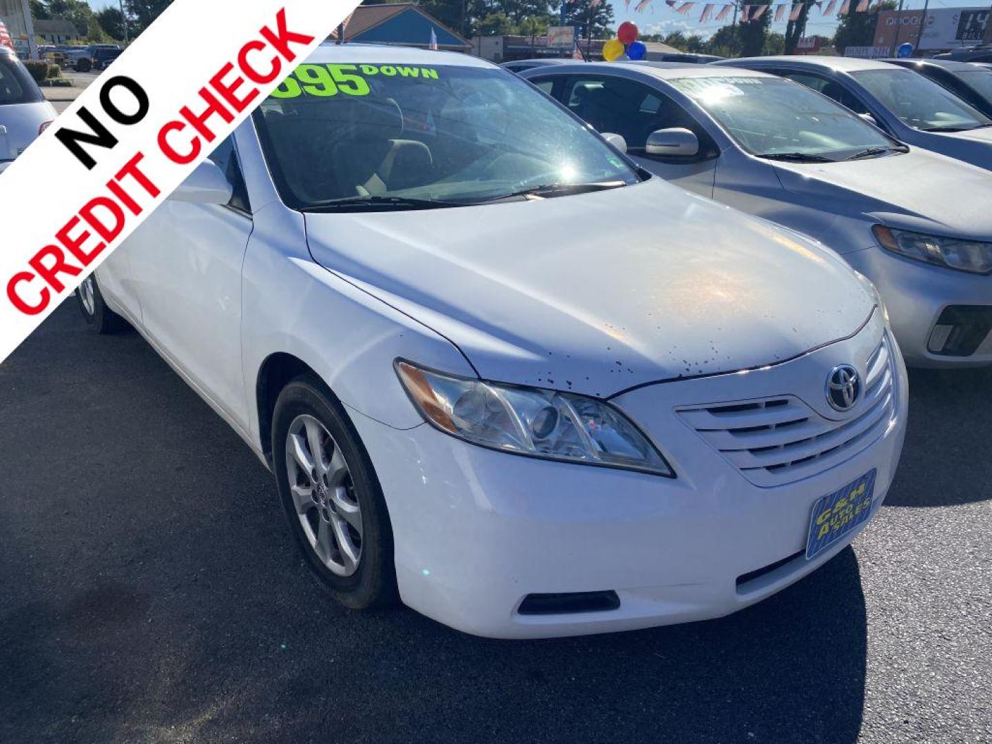 2009 WHITE TOYOTA CAMRY SE (4T1BK46K79U) with an 3.5L engine, Automatic transmission, located at 930 E Little Creek Road, Norfolk, VA, 23518, (757) 588-0420, 36.915051, -76.244408 - Photo#0