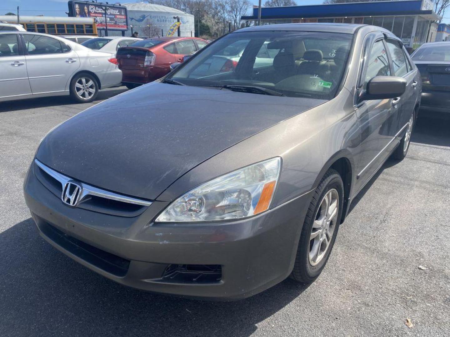 2007 GRAY HONDA ACCORD EX (1HGCM55847A) with an 2.4L engine, 5-Speed Manual transmission, located at 930 E Little Creek Road, Norfolk, VA, 23518, (757) 588-0420, 36.915051, -76.244408 - Photo#0