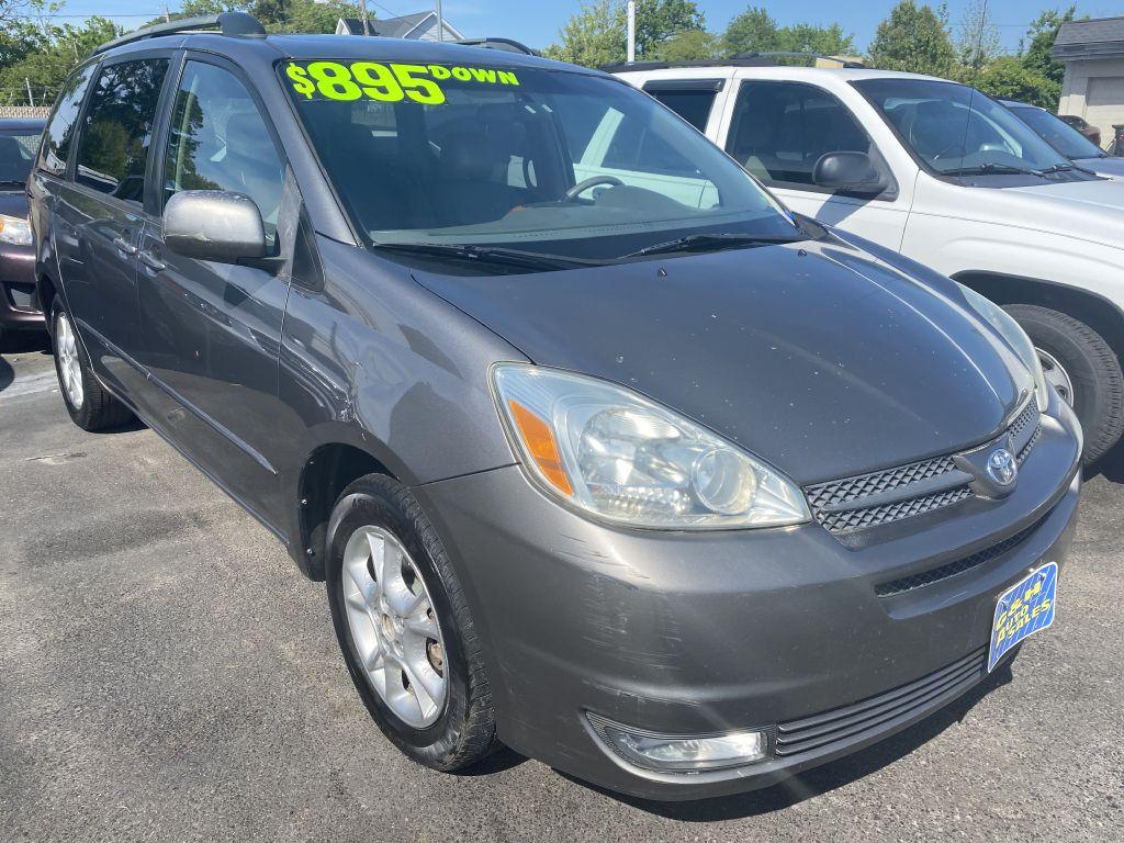 photo of 2005 TOYOTA SIENNA 4DR