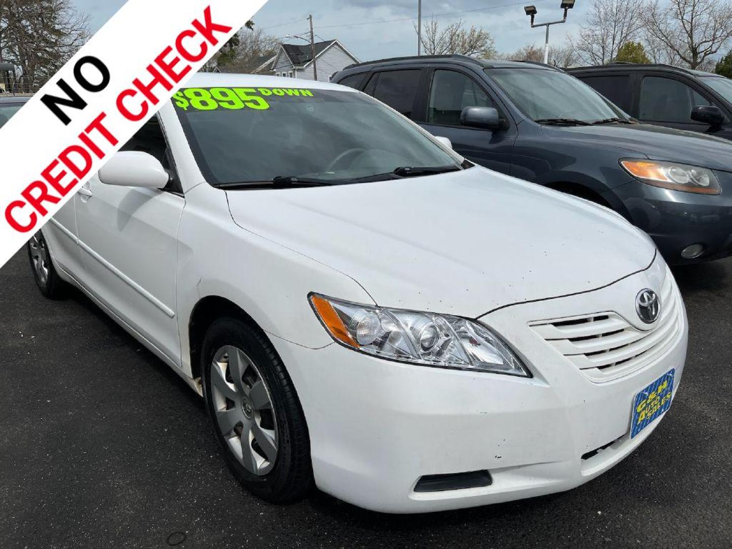 2007 WHITE TOYOTA CAMRY CE (4T1BE46K77U) with an 2.4L engine, Automatic transmission, located at 930 E Little Creek Road, Norfolk, VA, 23518, (757) 588-0420, 36.915051, -76.244408 - Photo#0