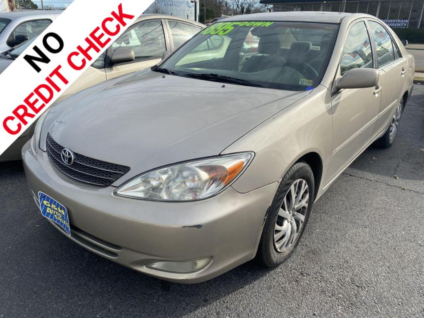 2004 GOLD TOYOTA CAMRY LE (4T1BE30KX4U) with an 2.4L engine, Automatic transmission, located at 930 E Little Creek Road, Norfolk, VA, 23518, (757) 588-0420, 36.915051, -76.244408 - Photo#0