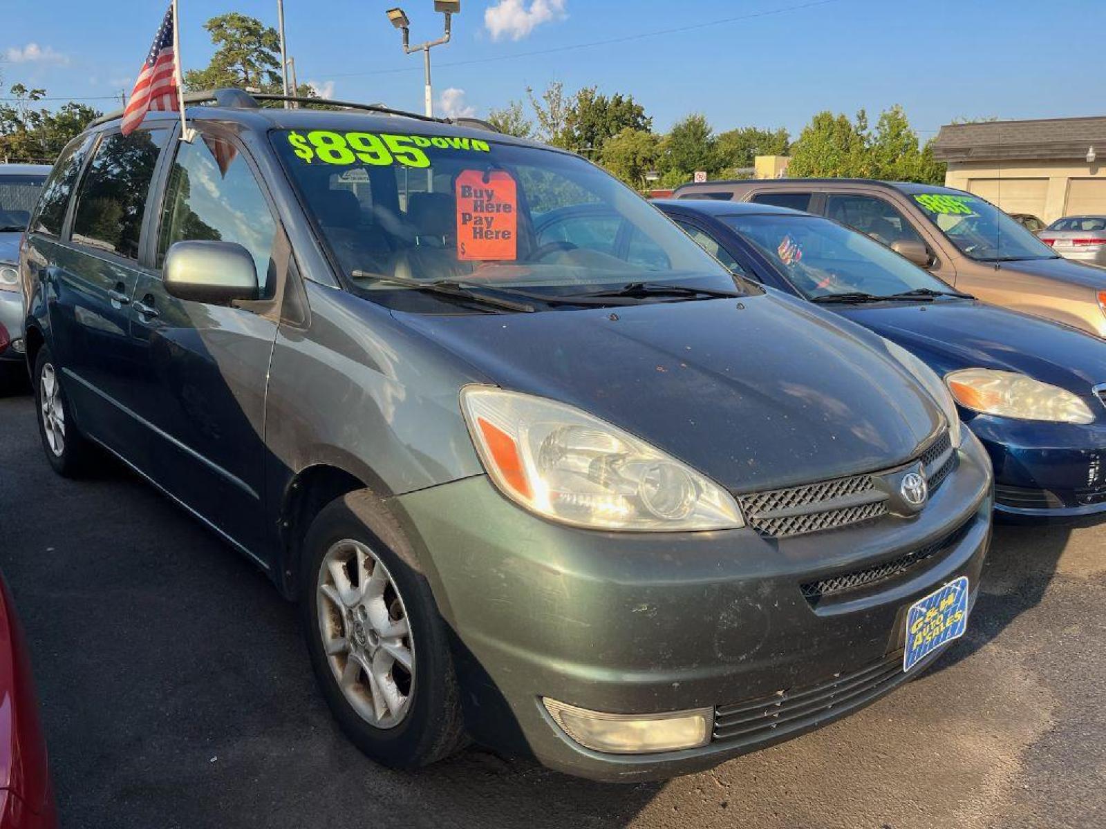 2004 GREEN TOYOTA SIENNA XLE (5TDZA22C94S) with an 3.3L engine, Automatic transmission, located at 930 E Little Creek Road, Norfolk, VA, 23518, (757) 588-0420, 36.915051, -76.244408 - Photo #0
