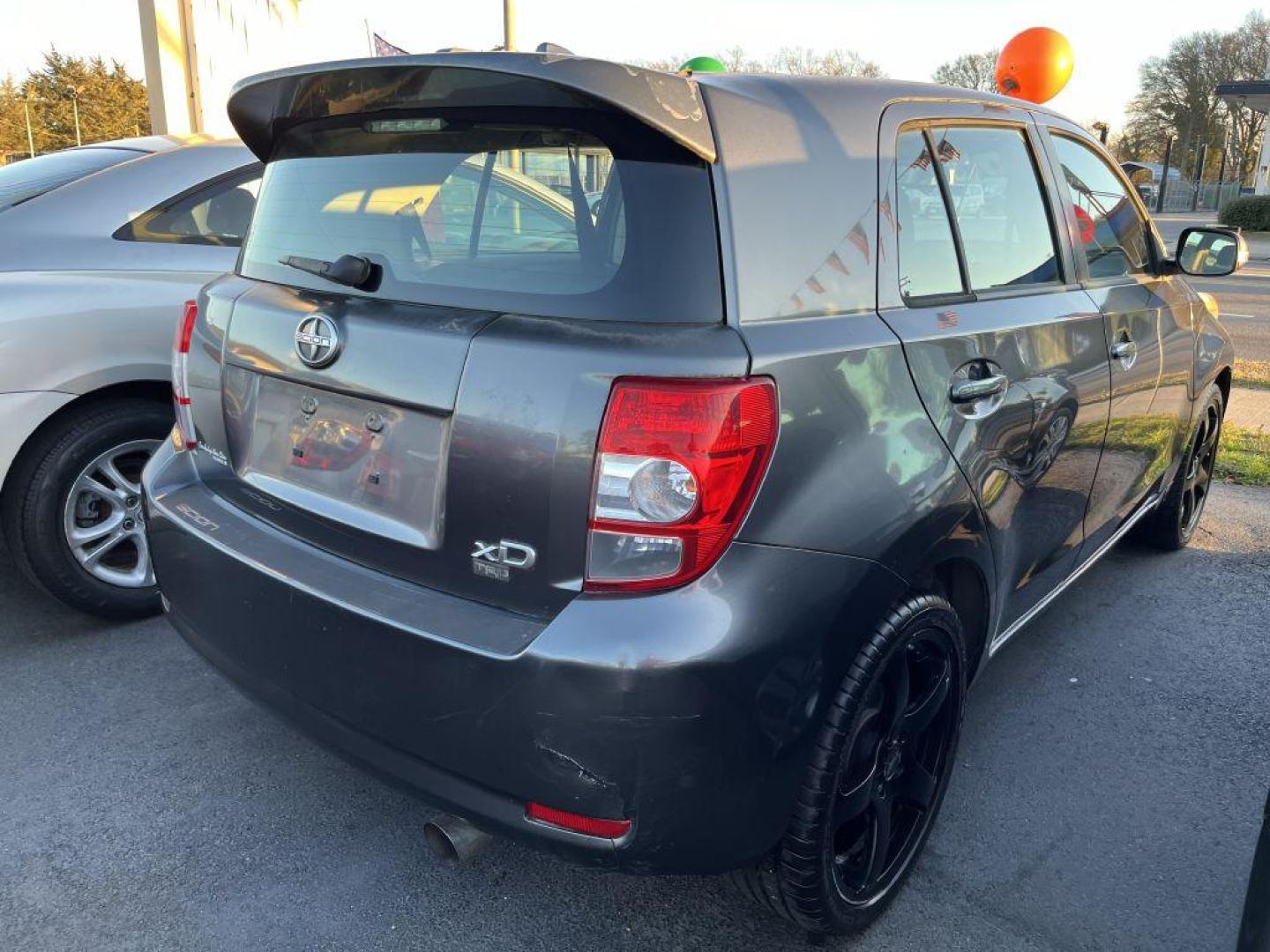 2008 GRAY SCION XD (JTKKU10408J) with an 1.8L engine, 4-Speed Manual transmission, located at 930 E Little Creek Road, Norfolk, VA, 23518, (757) 588-0420, 36.915051, -76.244408 - -NO CREDIT CHECK -2YR ENGINE and TRANSMISSION WARRANTY -$495-$895 DOWN - Photo#3
