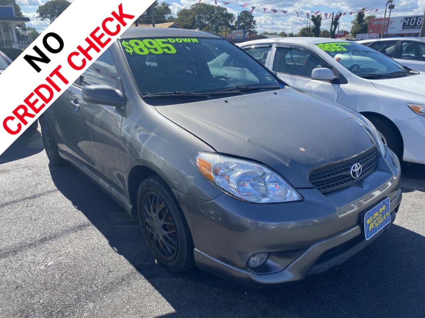 2008 GRAY TOYOTA COROLLA MATRIX XR (2T1KR32E68C) with an 1.8L engine, Automatic transmission, located at 930 E Little Creek Road, Norfolk, VA, 23518, (757) 588-0420, 36.915051, -76.244408 - Photo#0