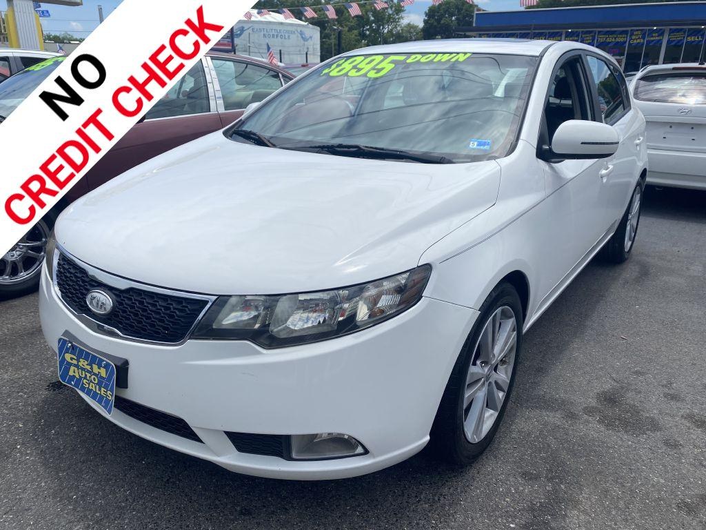 2011 WHITE KIA FORTE SX (KNAFW5A33B5) with an 2.4L engine, Automatic transmission, located at 930 E Little Creek Road, Norfolk, VA, 23518, (757) 588-0420, 36.915051, -76.244408- Photo#0