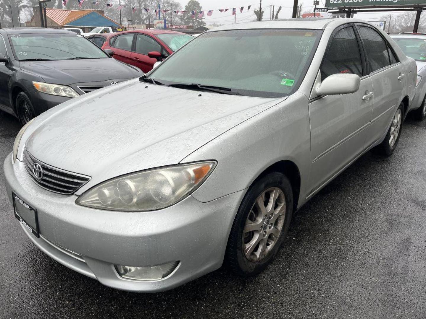 2005 SILVER TOYOTA CAMRY LE (4T1BF30K45U) with an 3.0L engine, Automatic transmission, located at 930 E Little Creek Road, Norfolk, VA, 23518, (757) 588-0420, 36.915051, -76.244408 - Photo#0