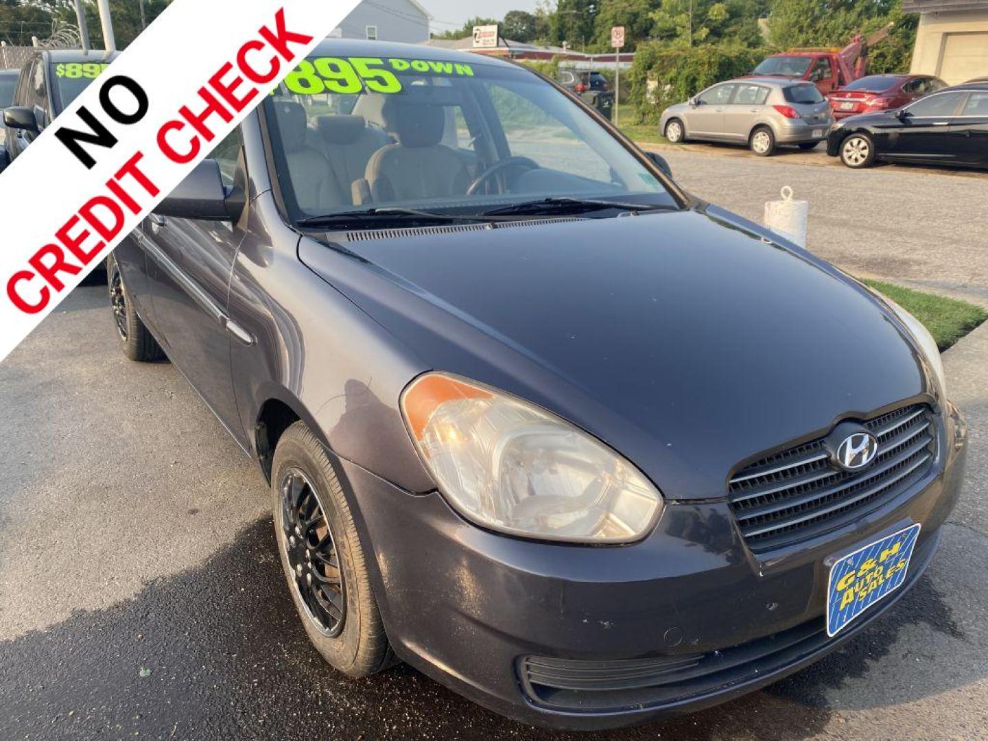 2009 GRAY HYUNDAI ACCENT GLS (KMHCN46C99U) with an 1.6L engine, Automatic transmission, located at 930 E Little Creek Road, Norfolk, VA, 23518, (757) 588-0420, 36.915051, -76.244408 - Photo#0