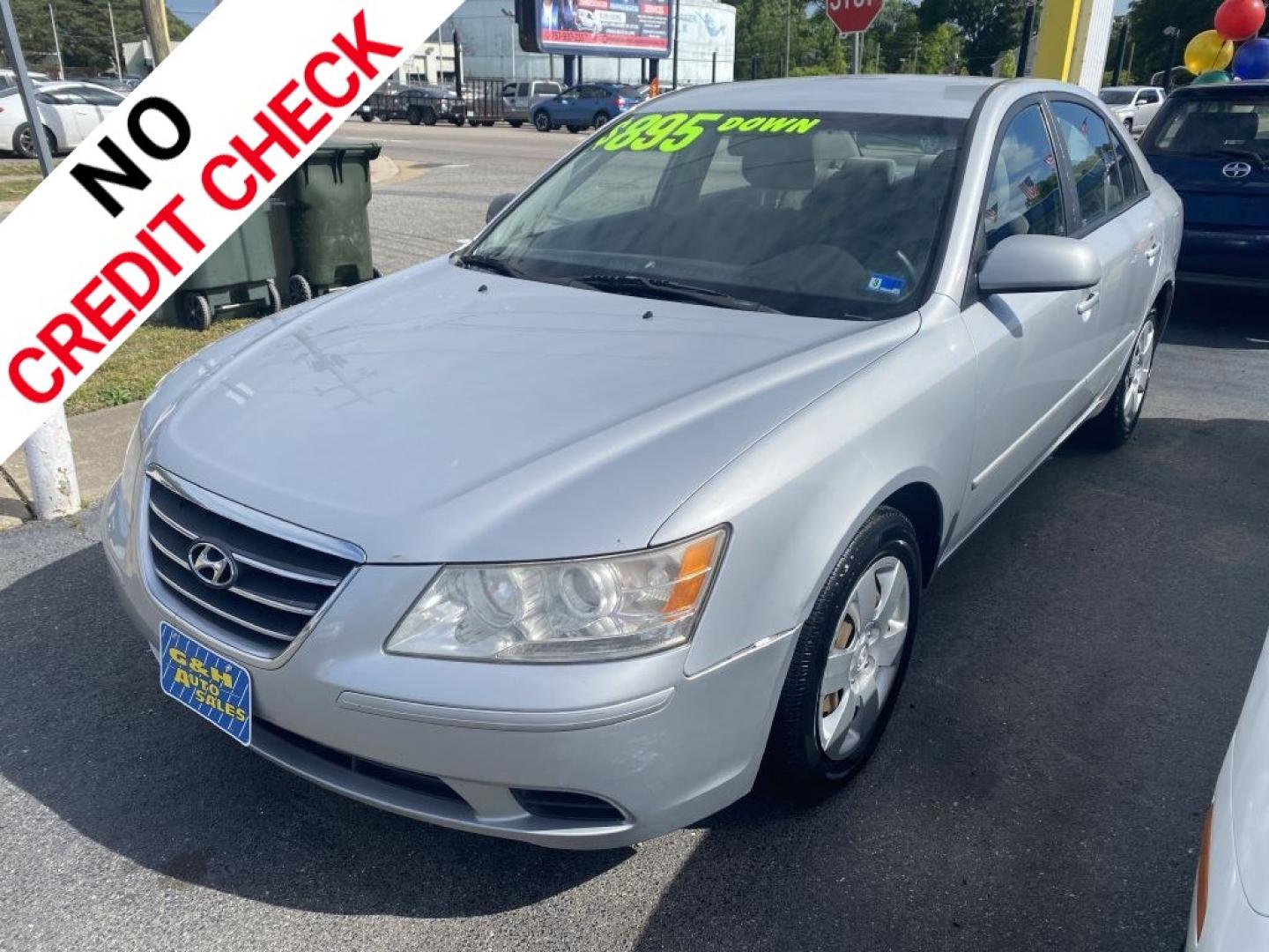 2010 SILVER HYUNDAI SONATA GLS (5NPET4AC7AH) with an 2.4L engine, Automatic transmission, located at 930 E Little Creek Road, Norfolk, VA, 23518, (757) 588-0420, 36.915051, -76.244408- Photo#0