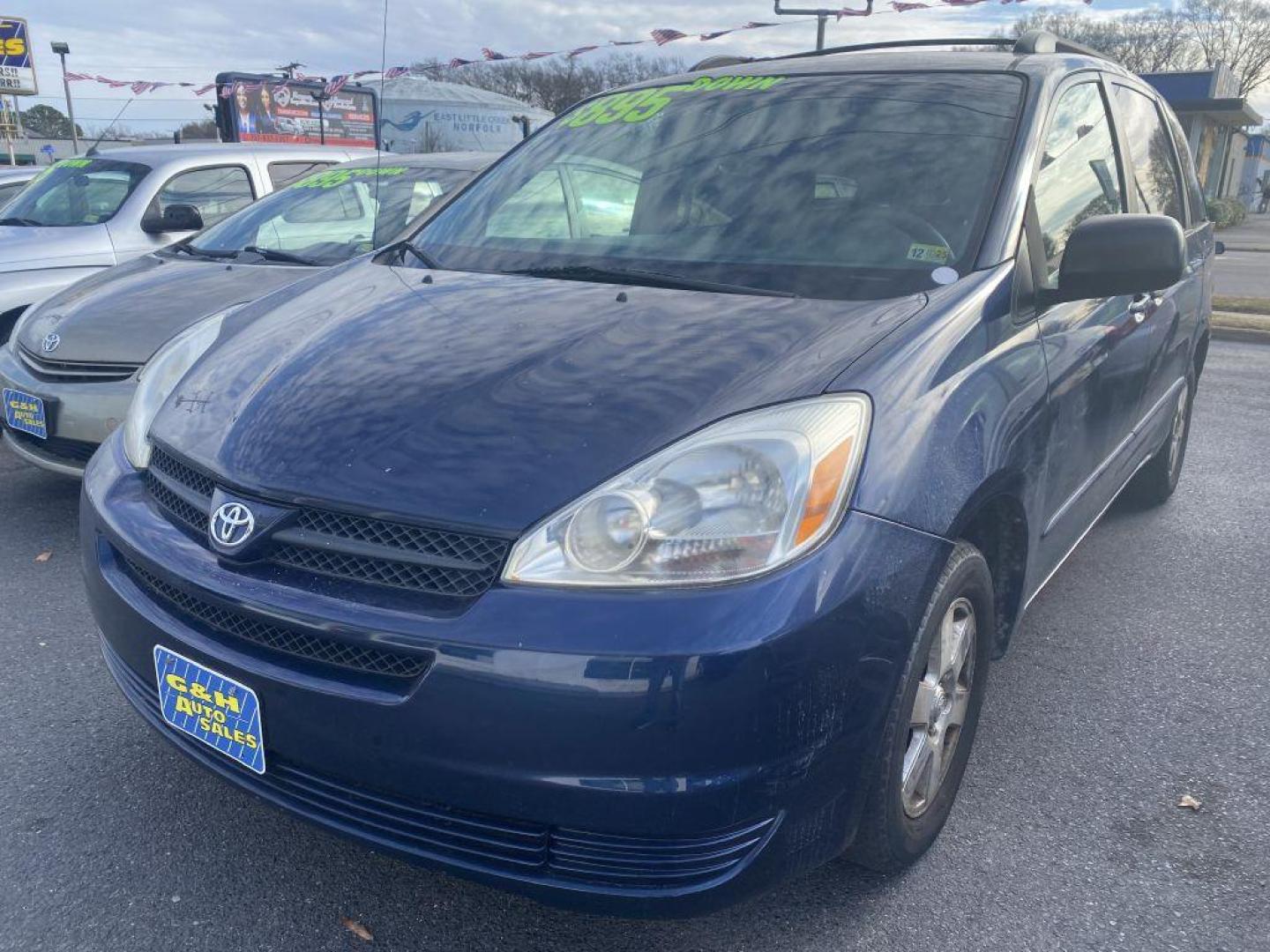 2004 BLUE TOYOTA SIENNA CE (5TDZA23C34S) with an 3.3L engine, Automatic transmission, located at 930 E Little Creek Road, Norfolk, VA, 23518, (757) 588-0420, 36.915051, -76.244408 - Photo#0