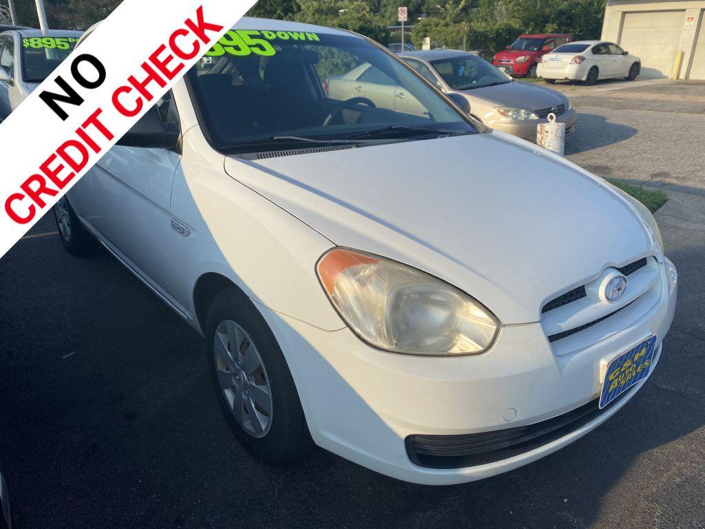 2008 WHITE HYUNDAI ACCENT GS (KMHCM36C68U) with an 1.6L engine, 4-Speed Manual transmission, located at 930 E Little Creek Road, Norfolk, VA, 23518, (757) 588-0420, 36.915051, -76.244408 - -NO CREDIT CHECK -2YR ENGINE and TRANSMISSION WARRANTY -$495-$895 DOWN - Photo#0