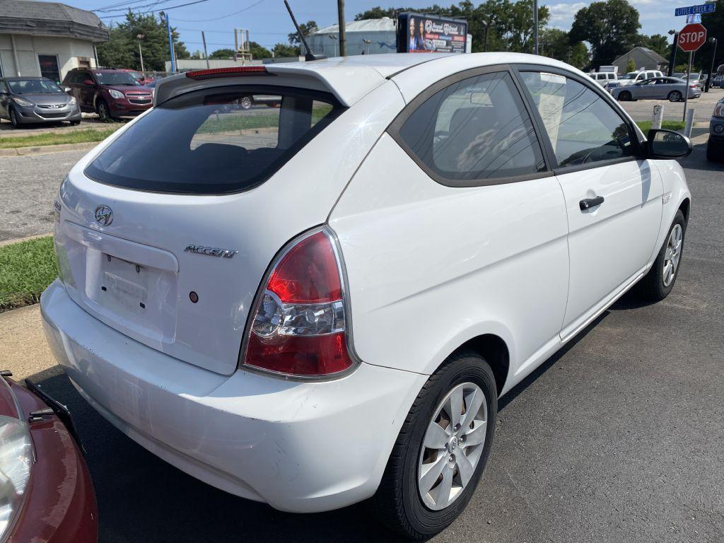 2008 WHITE HYUNDAI ACCENT GS (KMHCM36C68U) with an 1.6L engine, 4-Speed Manual transmission, located at 930 E Little Creek Road, Norfolk, VA, 23518, (757) 588-0420, 36.915051, -76.244408 - -NO CREDIT CHECK -2YR ENGINE and TRANSMISSION WARRANTY -$495-$895 DOWN - Photo#3