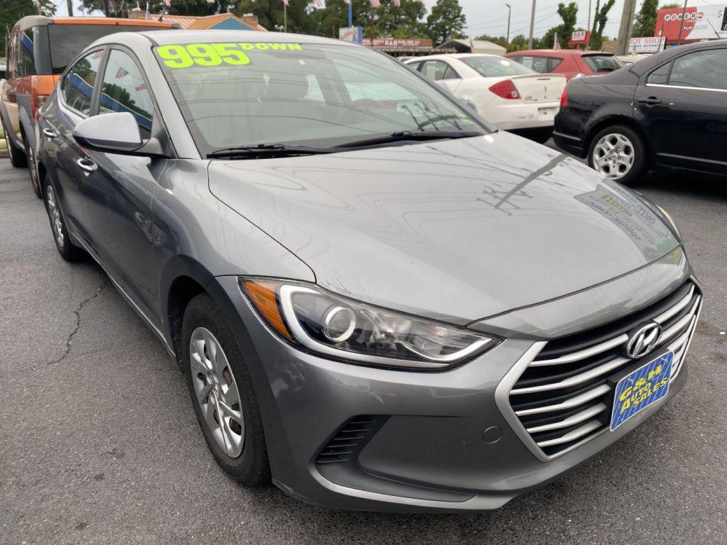 2017 GRAY HYUNDAI ELANTRA SE (KMHD74LF8HU) with an 2.0L engine, Automatic transmission, located at 930 E Little Creek Road, Norfolk, VA, 23518, (757) 588-0420, 36.915051, -76.244408 - Photo#0