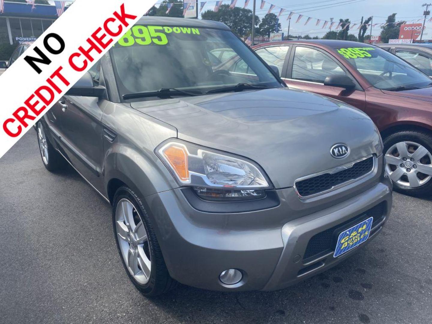 2011 GRAY KIA SOUL + (KNDJT2A25B7) with an 2.0L engine, Automatic transmission, located at 930 E Little Creek Road, Norfolk, VA, 23518, (757) 588-0420, 36.915051, -76.244408 - Photo#0