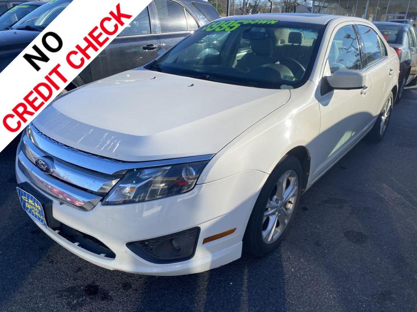 2012 WHITE FORD FUSION SE (3FAHP0HA8CR) with an 2.5L engine, Automatic transmission, located at 930 E Little Creek Road, Norfolk, VA, 23518, (757) 588-0420, 36.915051, -76.244408 - Photo#0