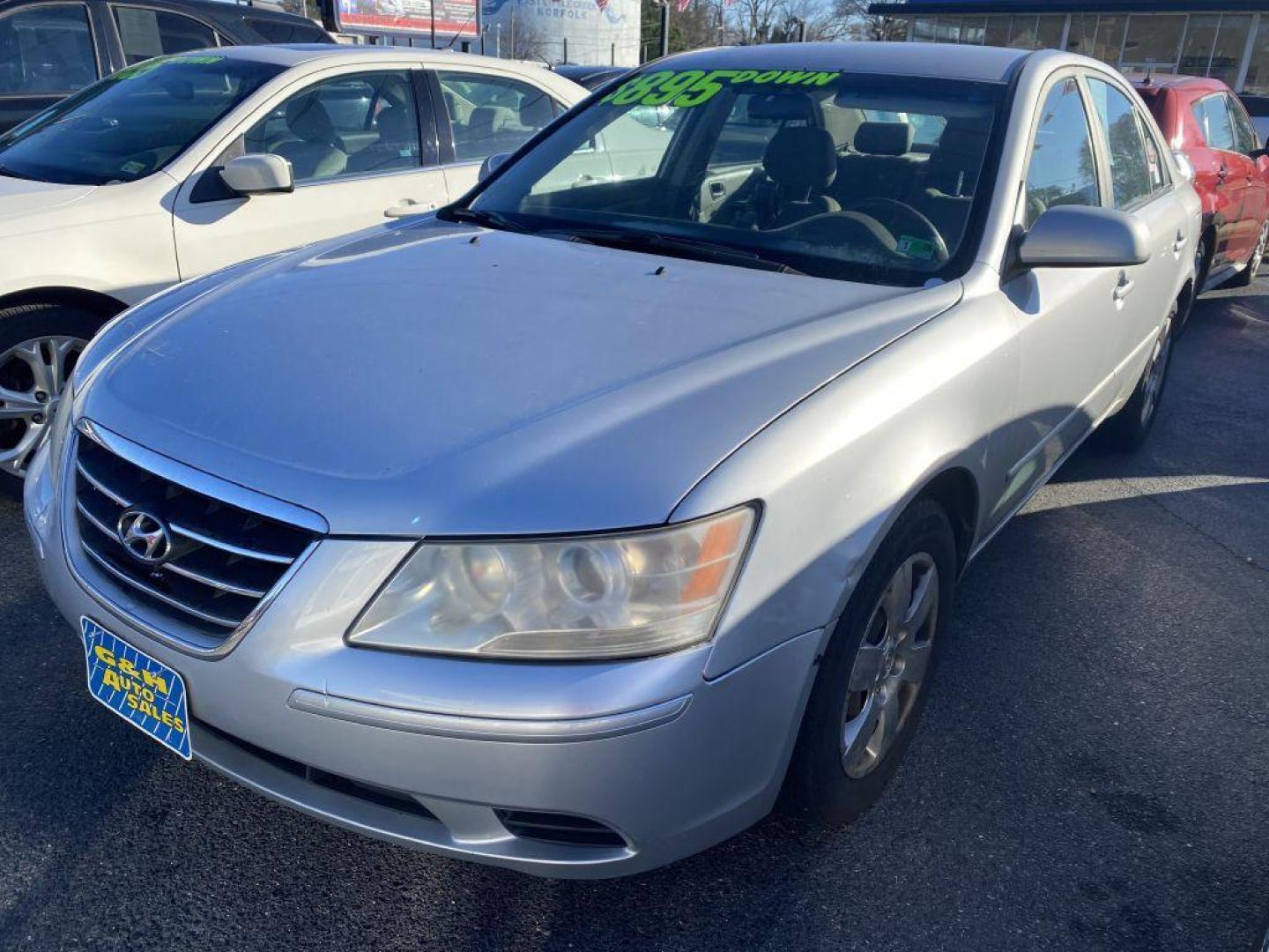 2010 SILVER HYUNDAI SONATA GLS (5NPET4AC1AH) with an 2.4L engine, Automatic transmission, located at 930 E Little Creek Road, Norfolk, VA, 23518, (757) 588-0420, 36.915051, -76.244408 - Photo#0
