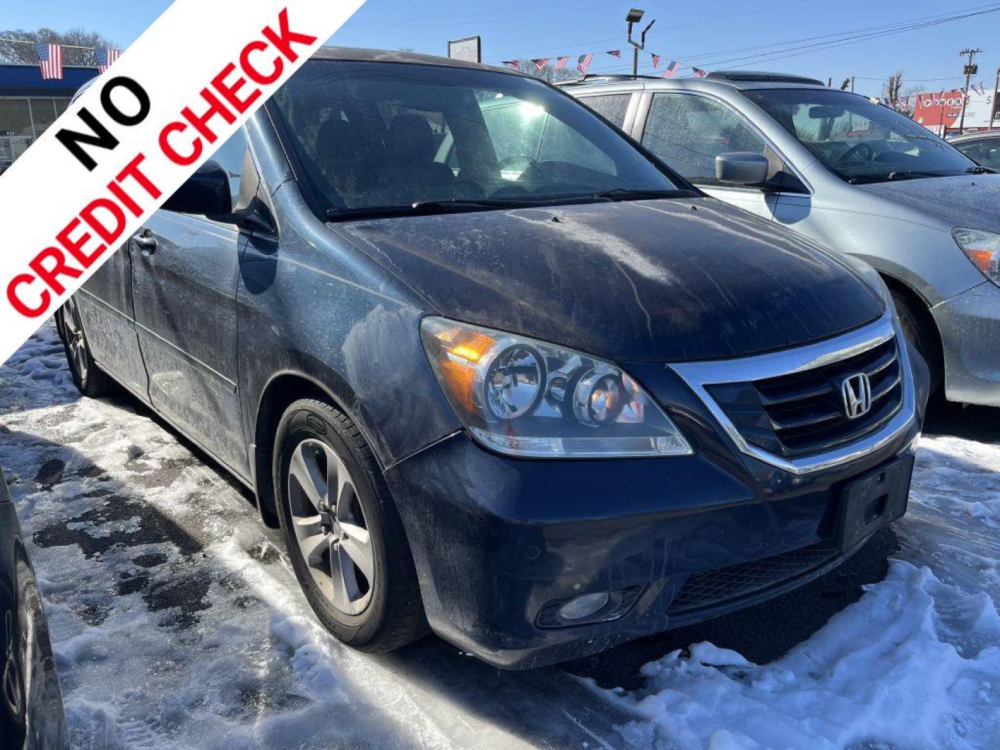 2010 BLUE HONDA ODYSSEY TOURING (5FNRL3H90AB) with an 3.5L engine, Automatic transmission, located at 930 E Little Creek Road, Norfolk, VA, 23518, (757) 588-0420, 36.915051, -76.244408 - Photo#0