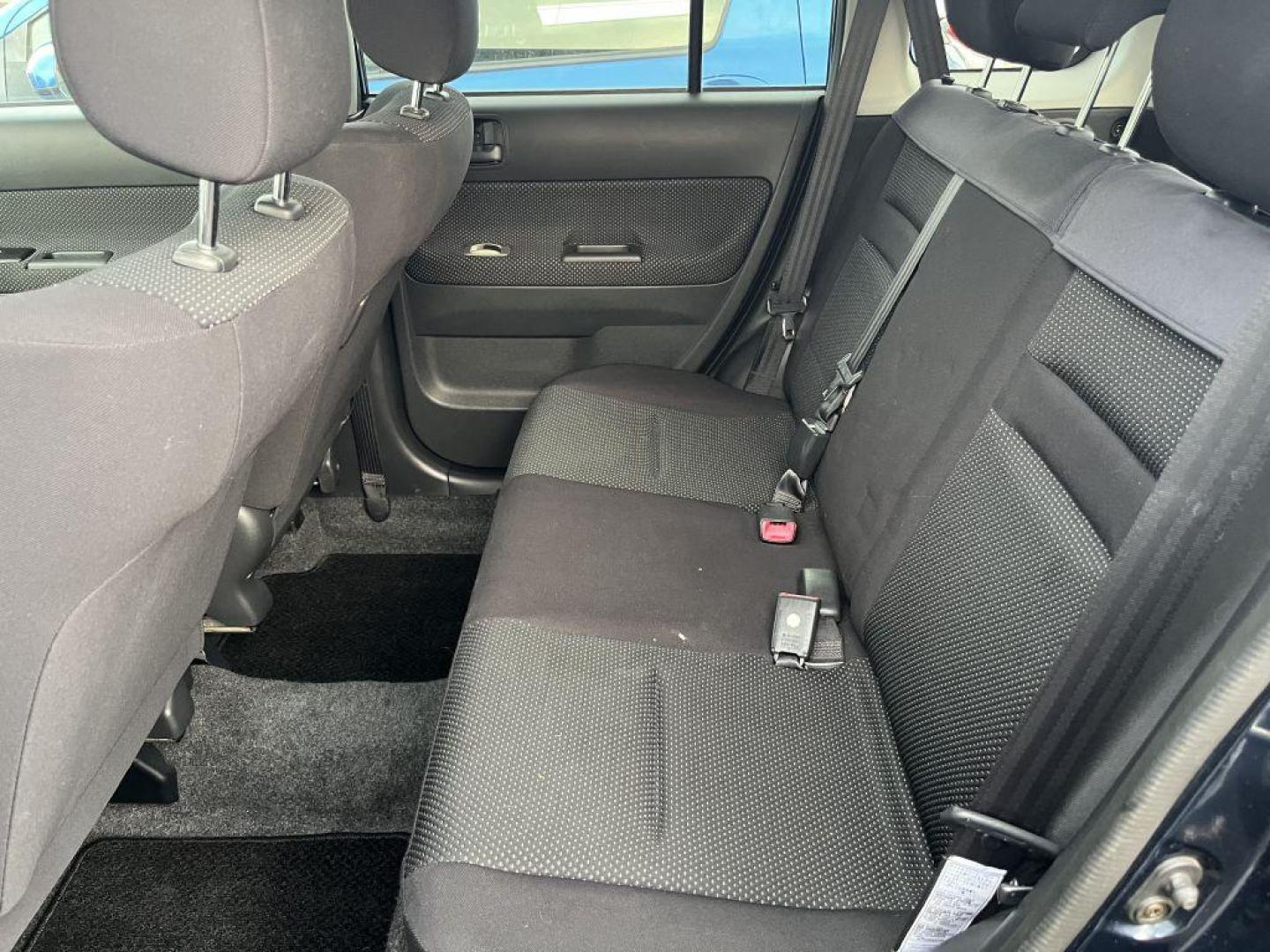 2004 BLUE SCION XB XB (JTLKT324140) with an 1.5L engine, Automatic transmission, located at 930 E Little Creek Road, Norfolk, VA, 23518, (757) 588-0420, 36.915051, -76.244408 - Photo#2