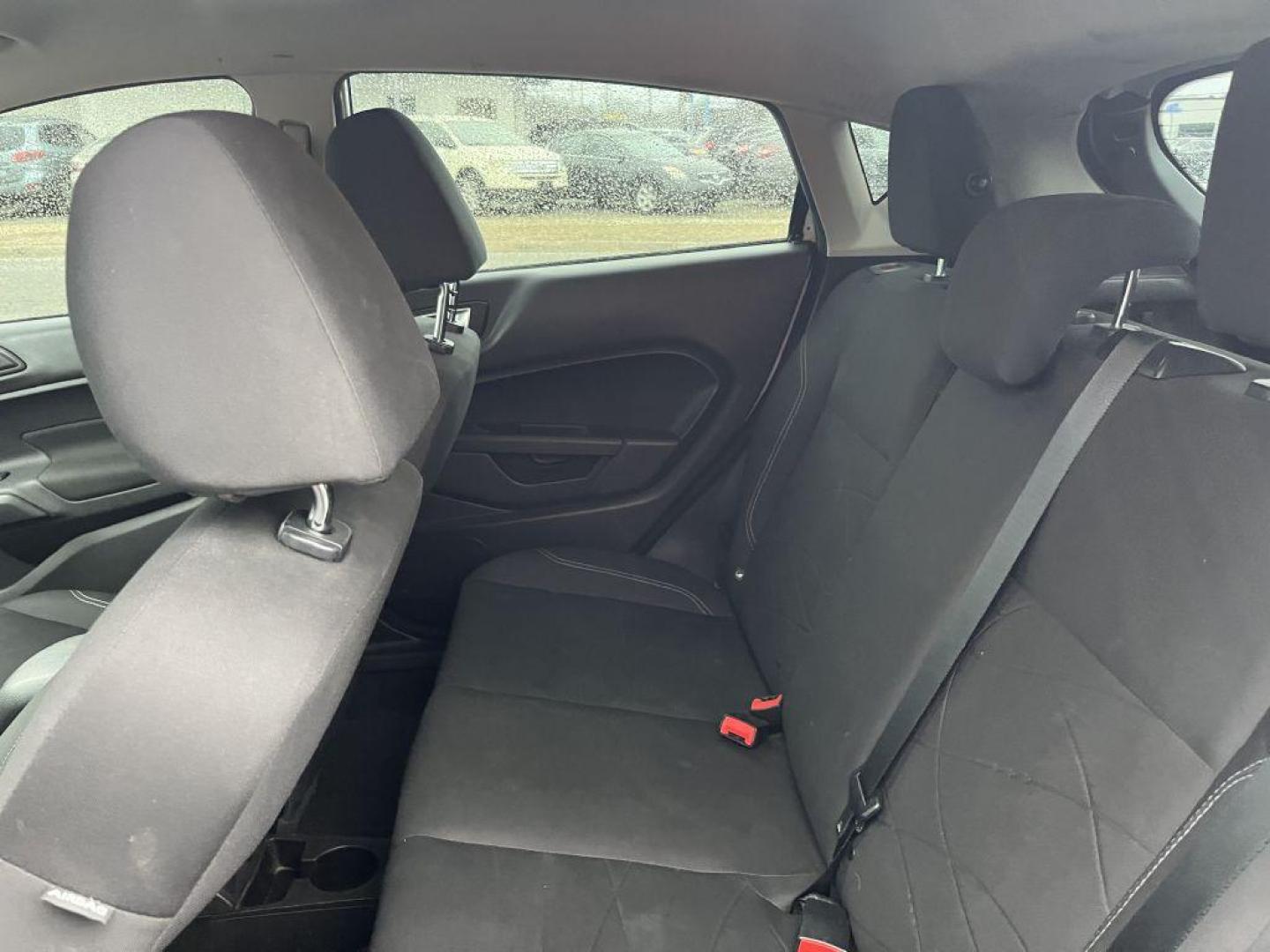 2015 WHITE FORD FIESTA SE (3FADP4EJ4FM) with an 1.6L engine, Automatic transmission, located at 930 E Little Creek Road, Norfolk, VA, 23518, (757) 588-0420, 36.915051, -76.244408 - Photo#2