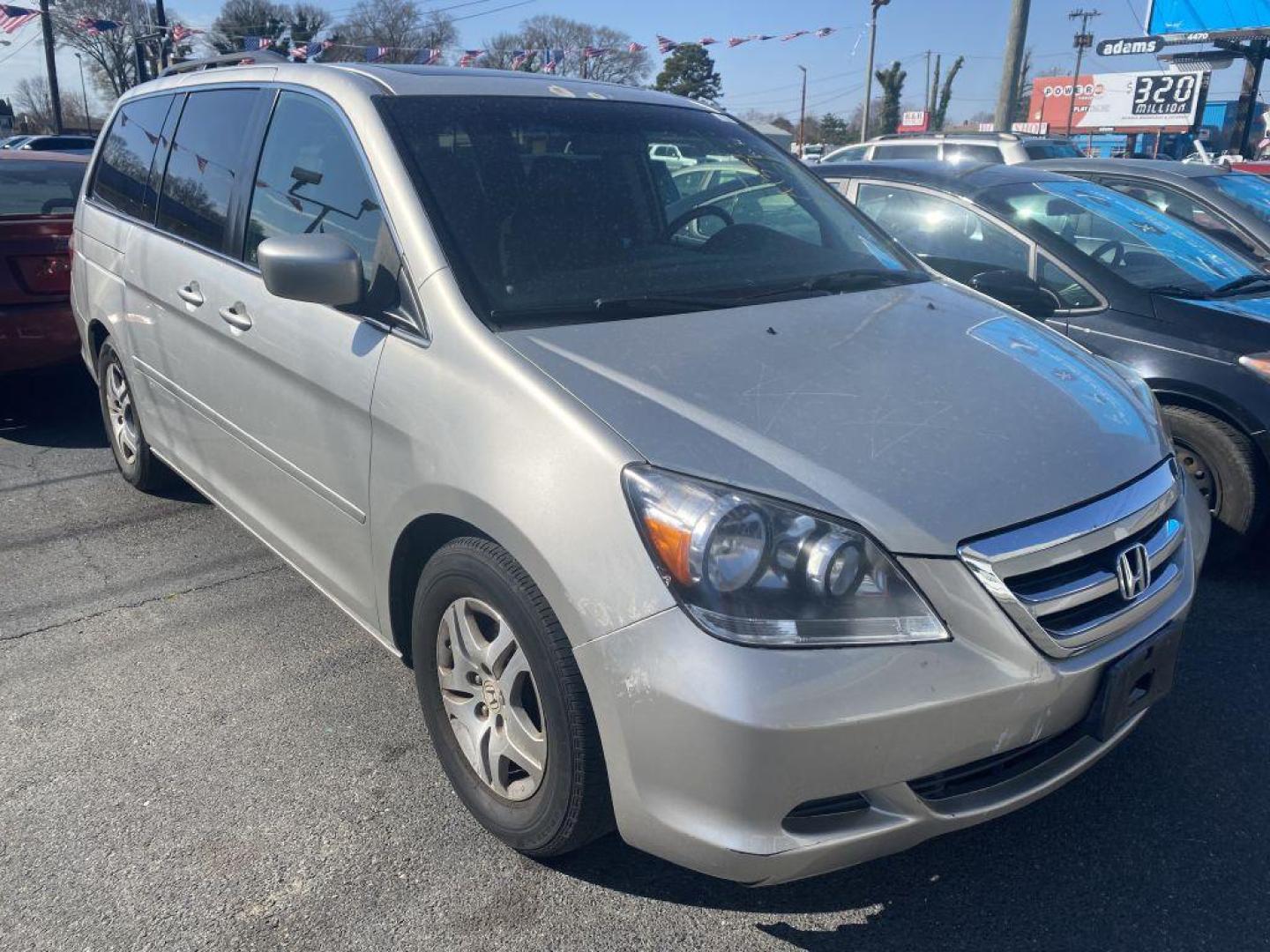 2007 SILVER HONDA ODYSSEY EXL (5FNRL38747B) with an 3.5L engine, Automatic transmission, located at 930 E Little Creek Road, Norfolk, VA, 23518, (757) 588-0420, 36.915051, -76.244408 - Photo#0