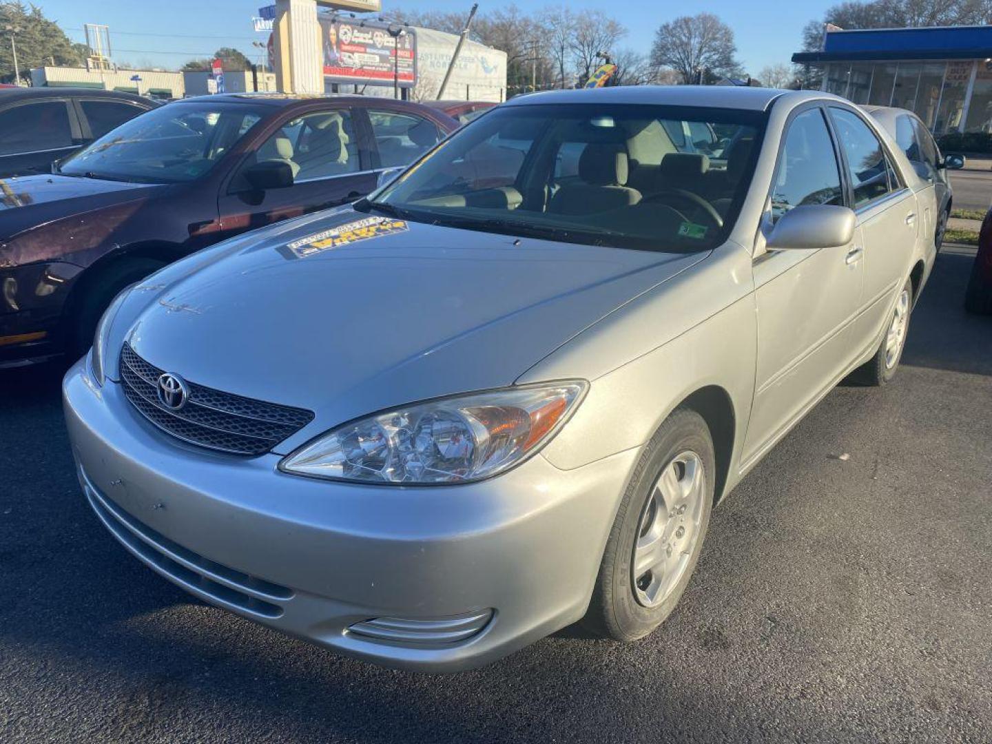 2002 SILVER TOYOTA CAMRY LE (JTDBE32K820) with an 2.4L engine, Automatic transmission, located at 930 E Little Creek Road, Norfolk, VA, 23518, (757) 588-0420, 36.915051, -76.244408 - Photo#0