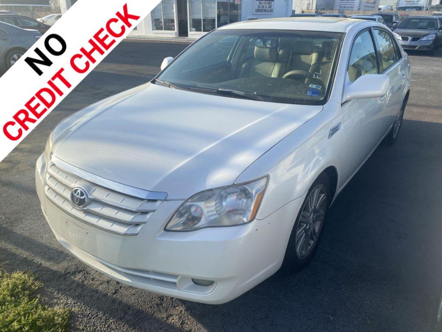 2007 WHITE TOYOTA AVALON XL (4T1BK36B47U) with an 3.5L engine, Automatic transmission, located at 930 E Little Creek Road, Norfolk, VA, 23518, (757) 588-0420, 36.915051, -76.244408 - Photo#0