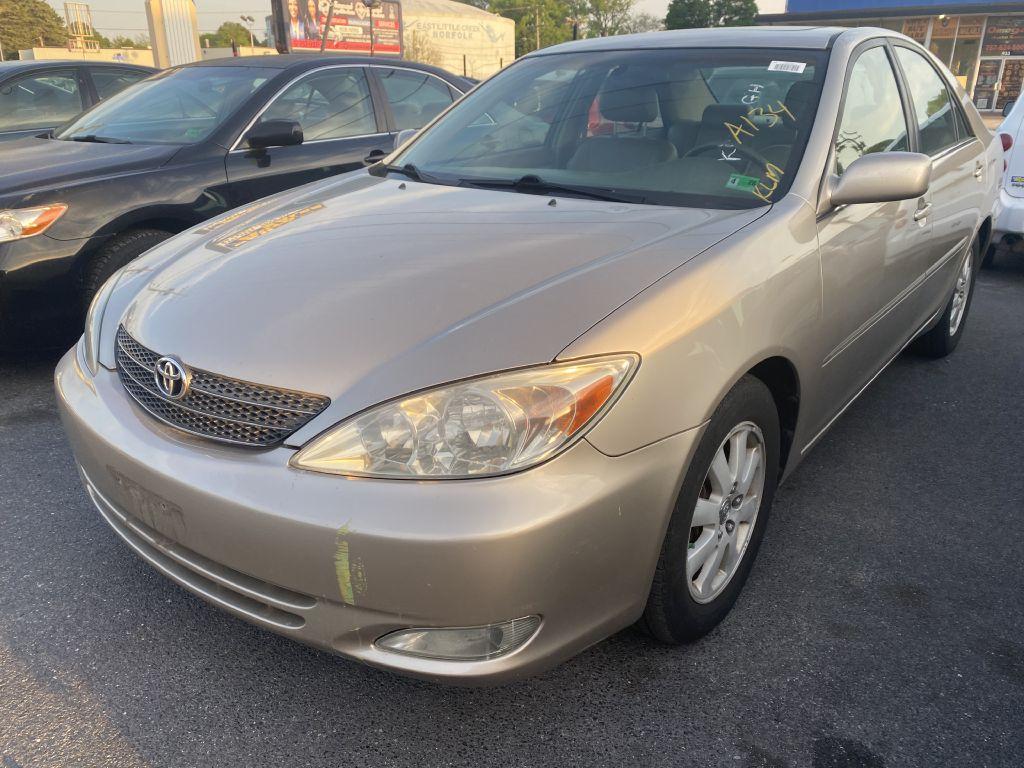 photo of 2004 TOYOTA CAMRY LE