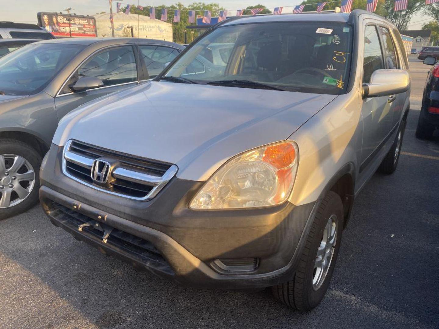 2004 SILVER HONDA CR-V EX (SHSRD78814U) with an 2.4L engine, Automatic transmission, located at 930 E Little Creek Road, Norfolk, VA, 23518, (757) 588-0420, 36.915051, -76.244408 - Photo#0