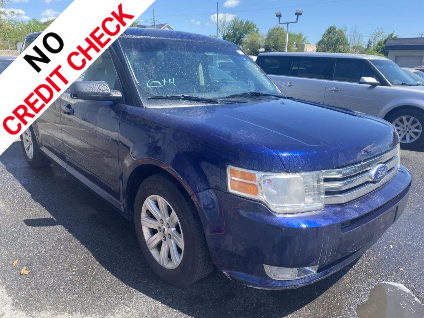 2011 BLUE FORD FLEX SE (2FMGK5BC3BB) with an 3.5L engine, Automatic transmission, located at 930 E Little Creek Road, Norfolk, VA, 23518, (757) 588-0420, 36.915051, -76.244408 - Photo#0