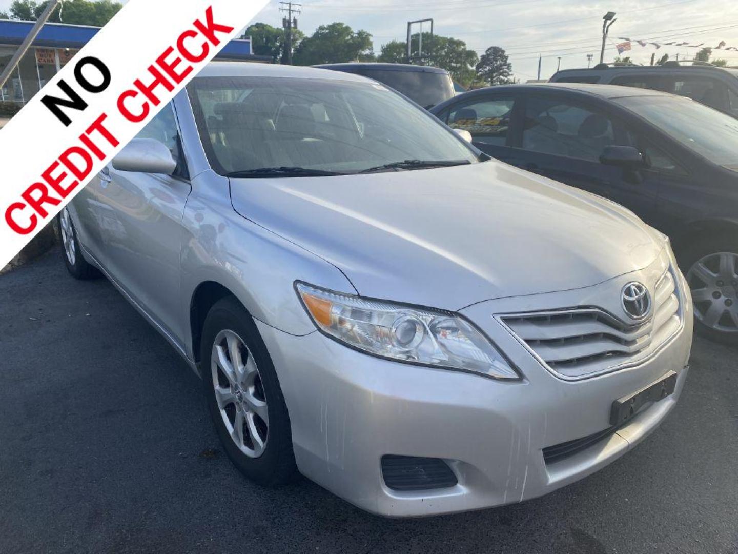 2011 SILVER TOYOTA CAMRY BASE (4T4BF3EK1BR) with an 2.5L engine, Automatic transmission, located at 930 E Little Creek Road, Norfolk, VA, 23518, (757) 588-0420, 36.915051, -76.244408 - Photo#0