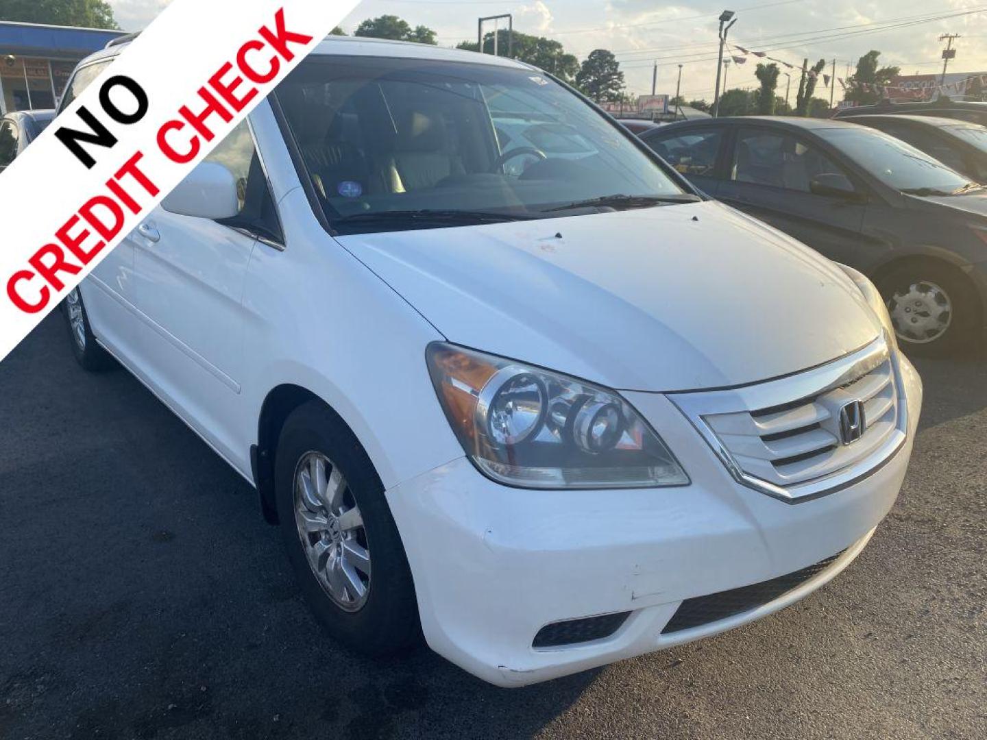 2010 WHITE HONDA ODYSSEY EXL (5FNRL3H62AB) with an 3.5L engine, Automatic transmission, located at 930 E Little Creek Road, Norfolk, VA, 23518, (757) 588-0420, 36.915051, -76.244408 - Photo#0