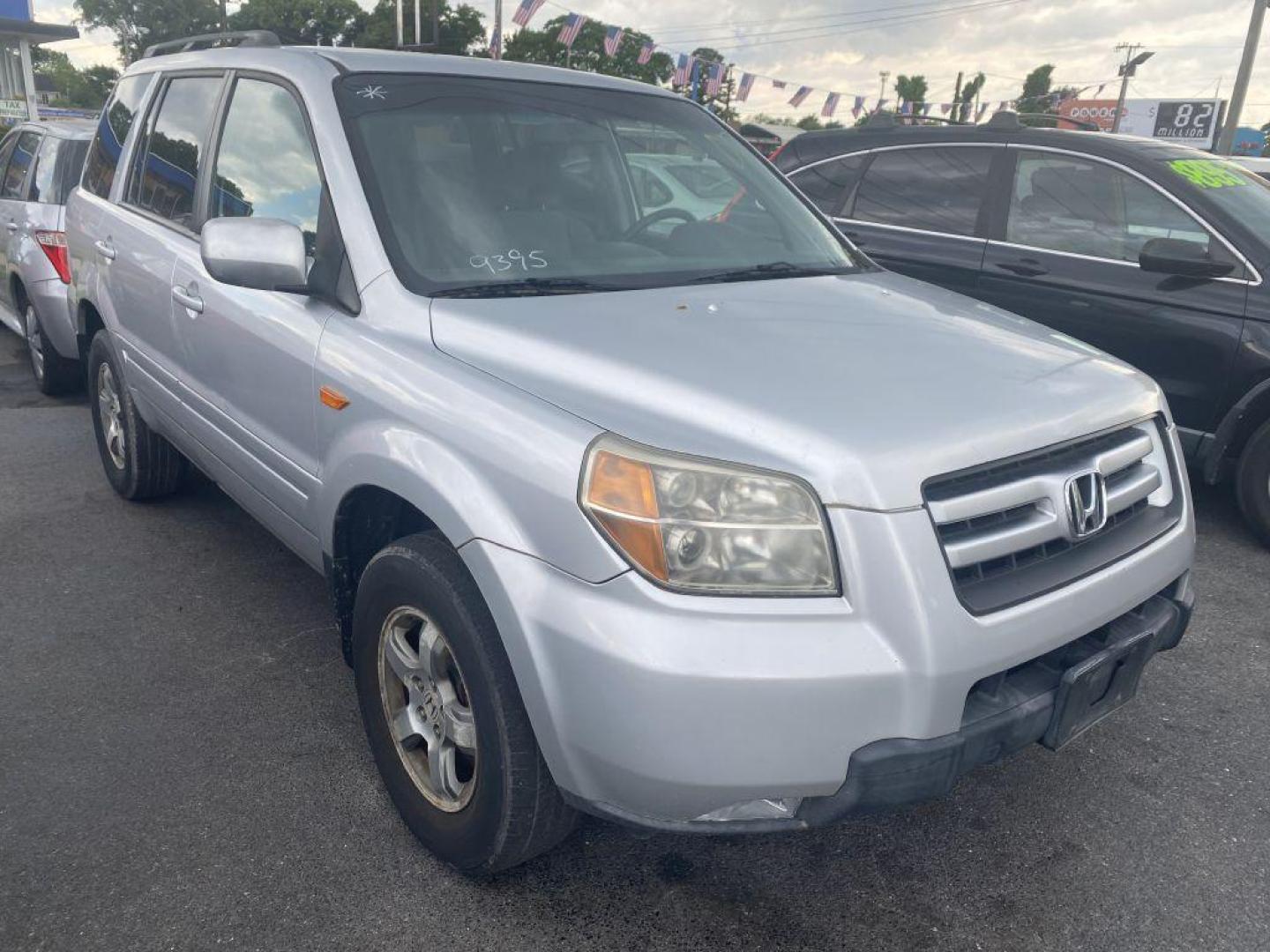 2007 SILVER HONDA PILOT EX (5FNYF18477B) with an 3.5L engine, Automatic transmission, located at 930 E Little Creek Road, Norfolk, VA, 23518, (757) 588-0420, 36.915051, -76.244408 - Photo#0