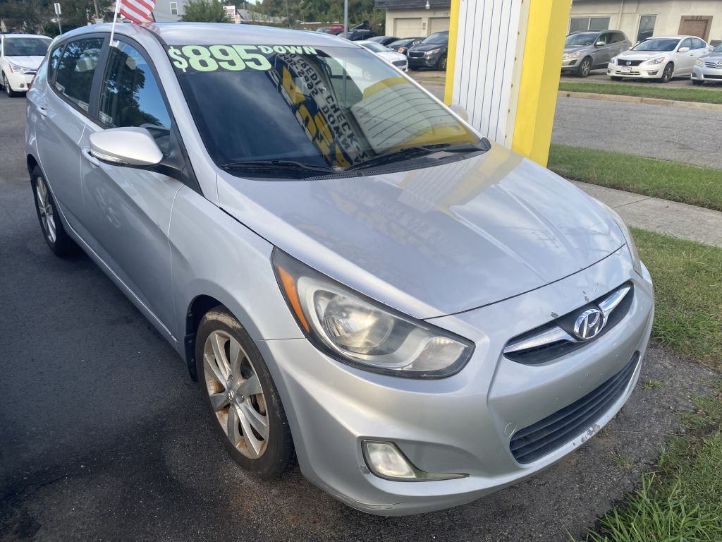 photo of 2013 HYUNDAI ACCENT GLS