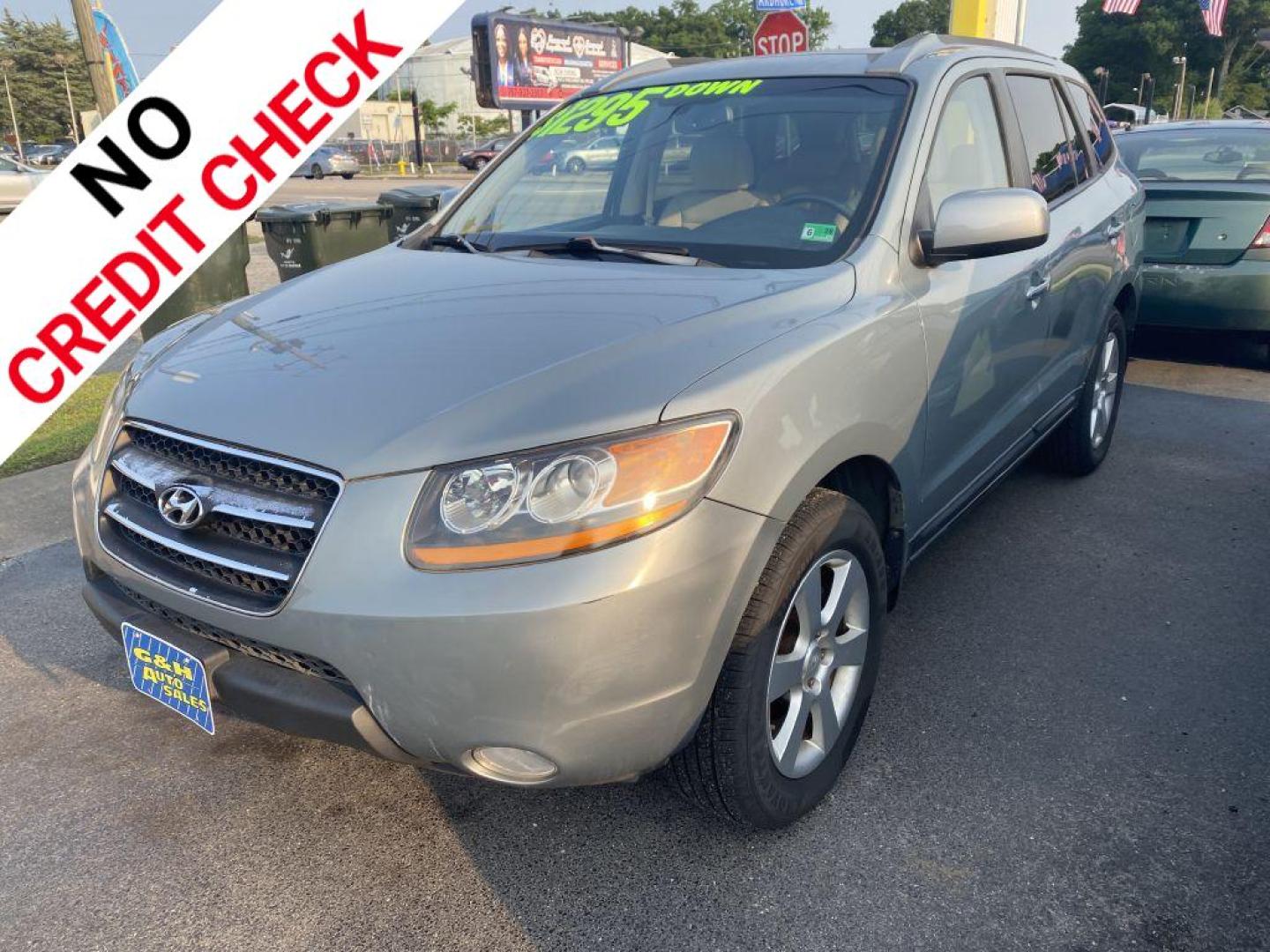 2008 GRAY HYUNDAI SANTA FE SE (5NMSH13E38H) with an 3.3L engine, Automatic transmission, located at 930 E Little Creek Road, Norfolk, VA, 23518, (757) 588-0420, 36.915051, -76.244408 - Photo#0