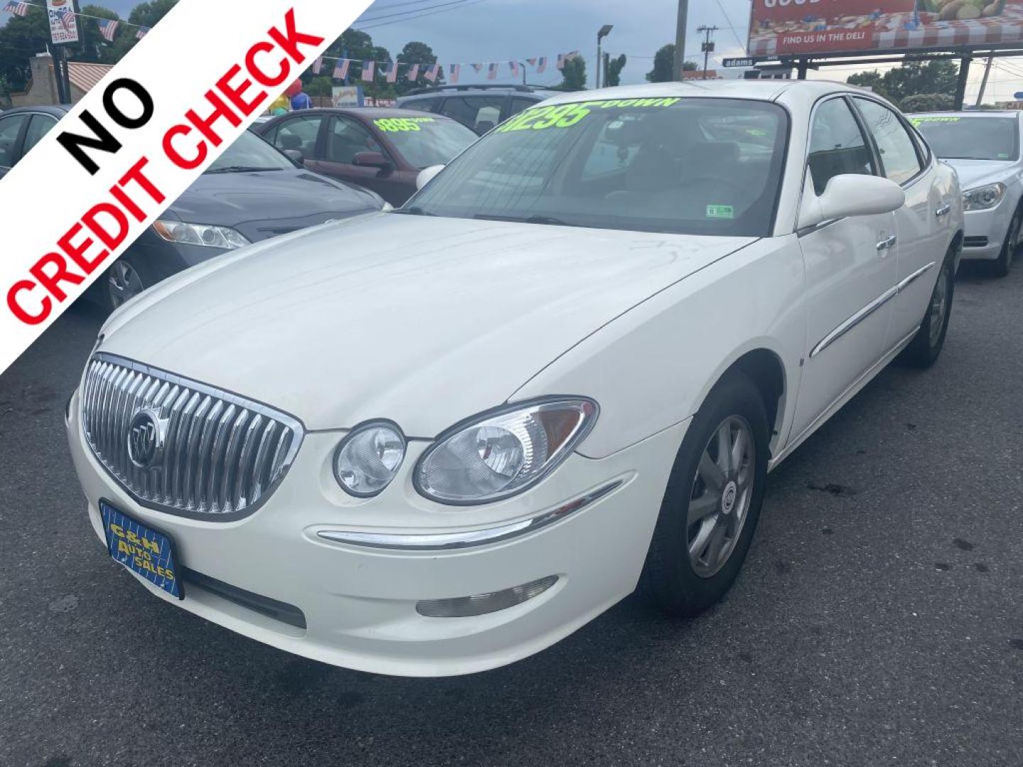 2008 WHITE BUICK LACROSSE CXL (2G4WD582281) with an 3.8L engine, Automatic transmission, located at 930 E Little Creek Road, Norfolk, VA, 23518, (757) 588-0420, 36.915051, -76.244408 - Photo#0