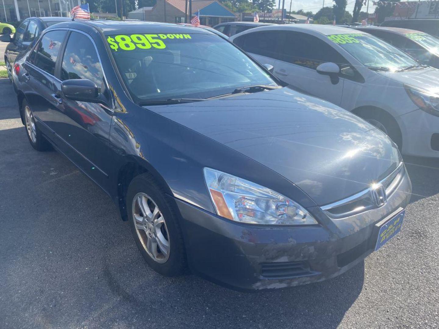 2007 GRAY HONDA ACCORD EX (1HGCM56887A) with an 2.4L engine, Automatic transmission, located at 930 E Little Creek Road, Norfolk, VA, 23518, (757) 588-0420, 36.915051, -76.244408 - Photo#0
