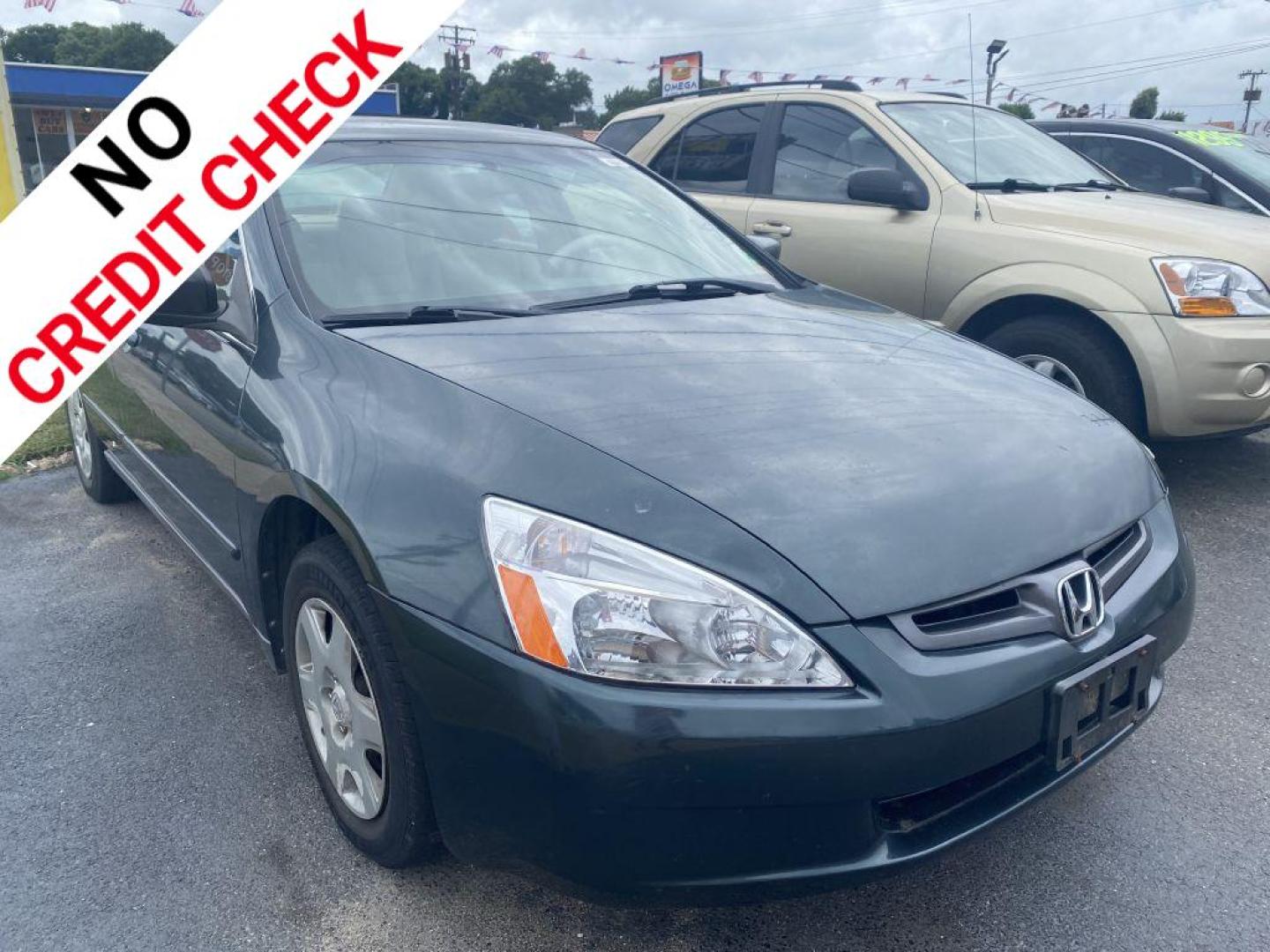 2005 GRAY HONDA ACCORD LX (1HGCM56465A) with an 2.4L engine, Automatic transmission, located at 930 E Little Creek Road, Norfolk, VA, 23518, (757) 588-0420, 36.915051, -76.244408 - Photo#0