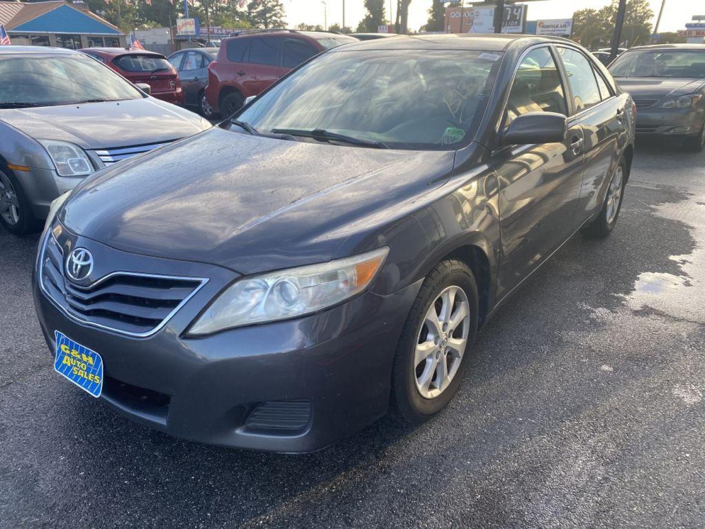 2011 GRAY TOYOTA CAMRY BASE (4T1BF3EK7BU) with an 2.5L engine, Automatic transmission, located at 930 E Little Creek Road, Norfolk, VA, 23518, (757) 588-0420, 36.915051, -76.244408 - Photo#0