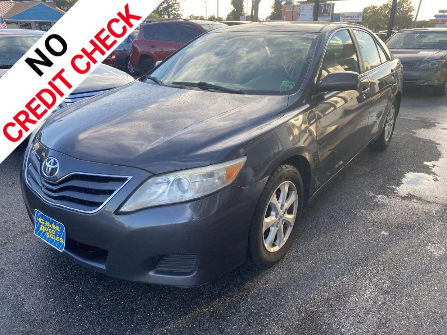 2011 GRAY TOYOTA CAMRY BASE (4T1BF3EK7BU) with an 2.5L engine, Automatic transmission, located at 930 E Little Creek Road, Norfolk, VA, 23518, (757) 588-0420, 36.915051, -76.244408 - Photo#0
