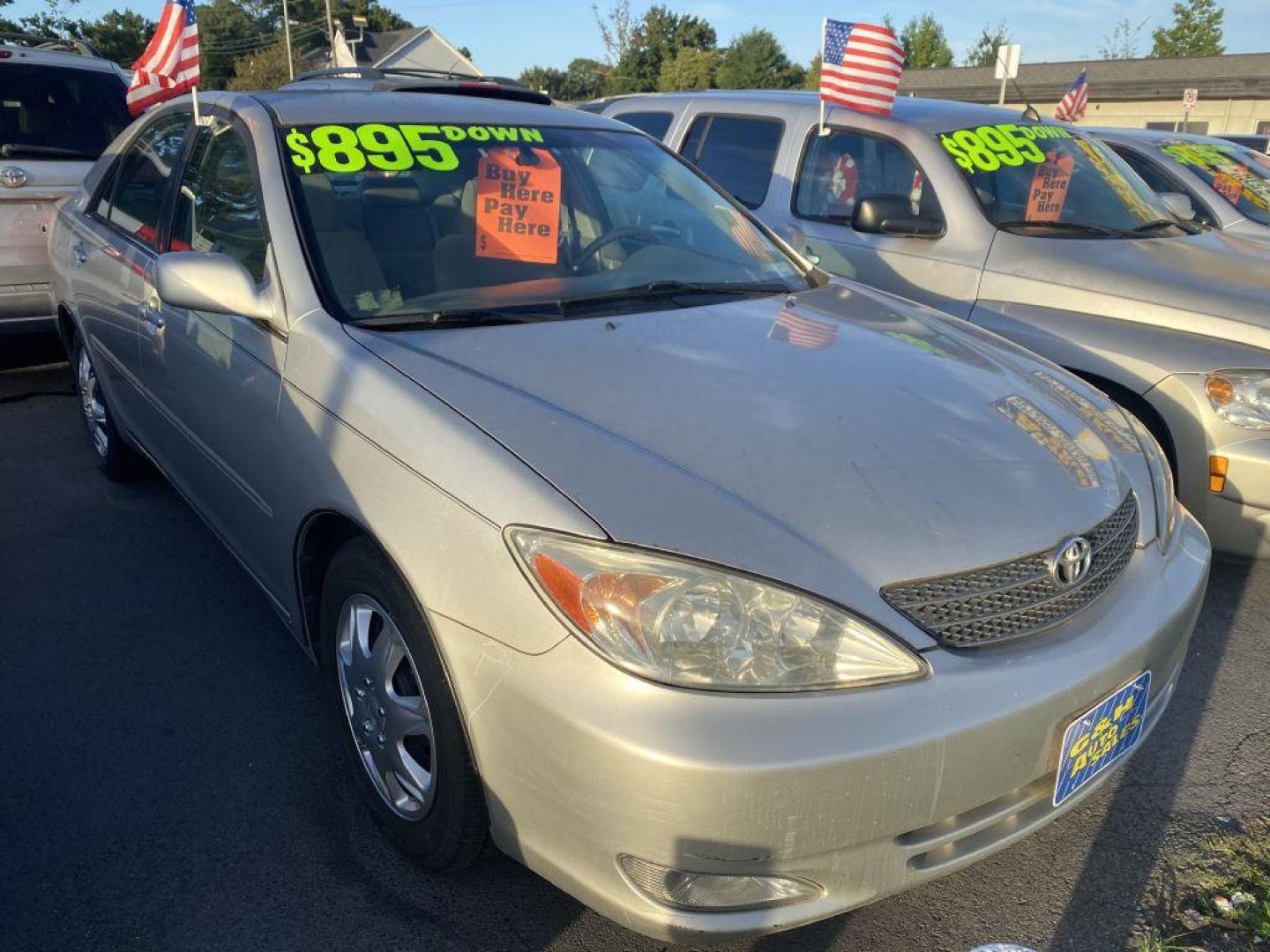 2004 SILVER TOYOTA CAMRY LE (4T1BE30K84U) with an 2.4L engine, Automatic transmission, located at 930 E Little Creek Road, Norfolk, VA, 23518, (757) 588-0420, 36.915051, -76.244408 - Photo#0