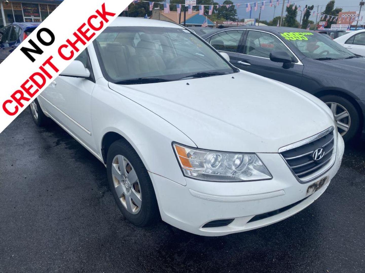 2010 WHITE HYUNDAI SONATA GLS (5NPET4AC4AH) with an 2.4L engine, Automatic transmission, located at 930 E Little Creek Road, Norfolk, VA, 23518, (757) 588-0420, 36.915051, -76.244408 - Photo#0
