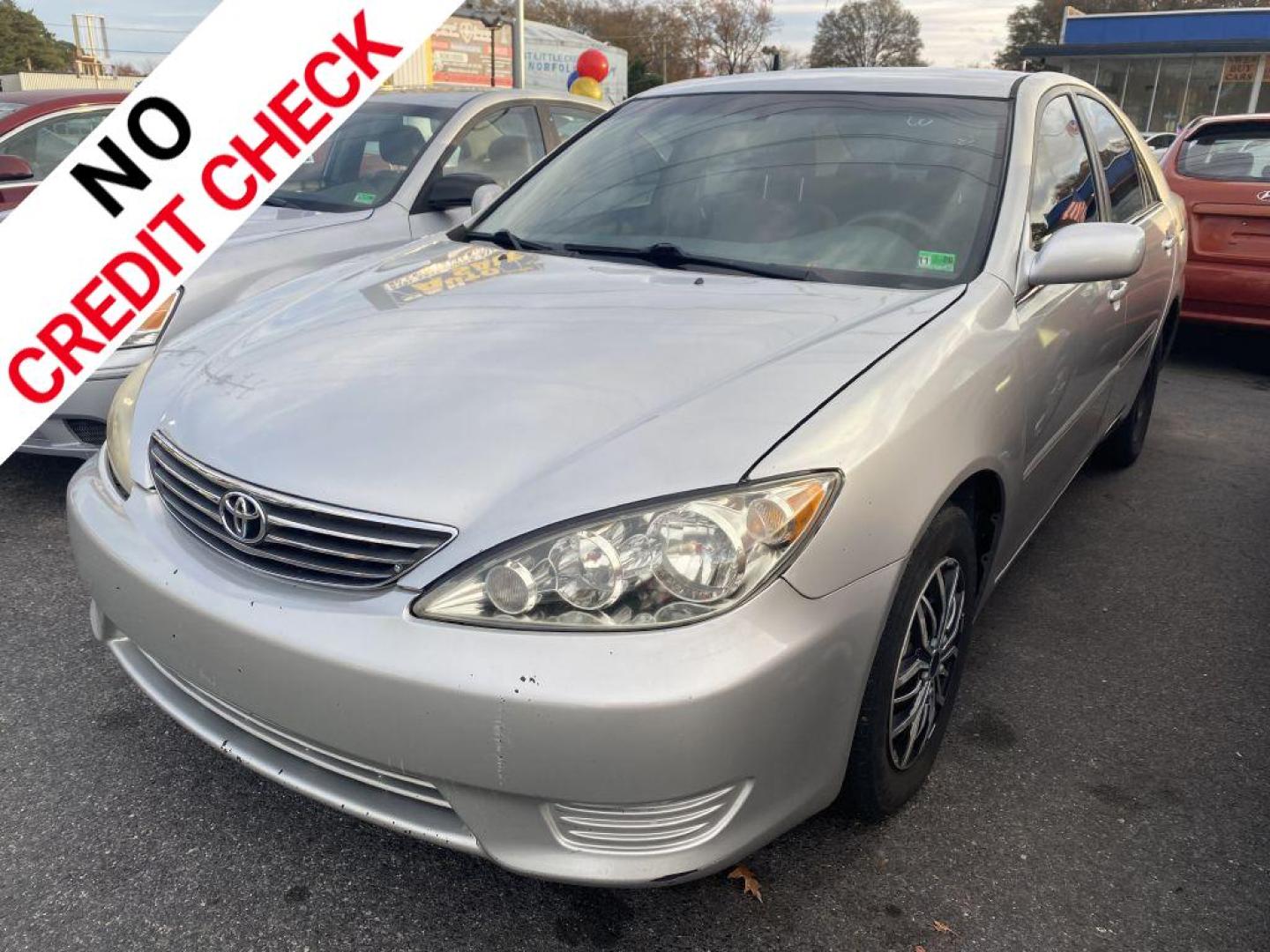 2006 SILVER TOYOTA CAMRY LE (4T1BE32K86U) with an 2.4L engine, Automatic transmission, located at 930 E Little Creek Road, Norfolk, VA, 23518, (757) 588-0420, 36.915051, -76.244408 - Photo#0