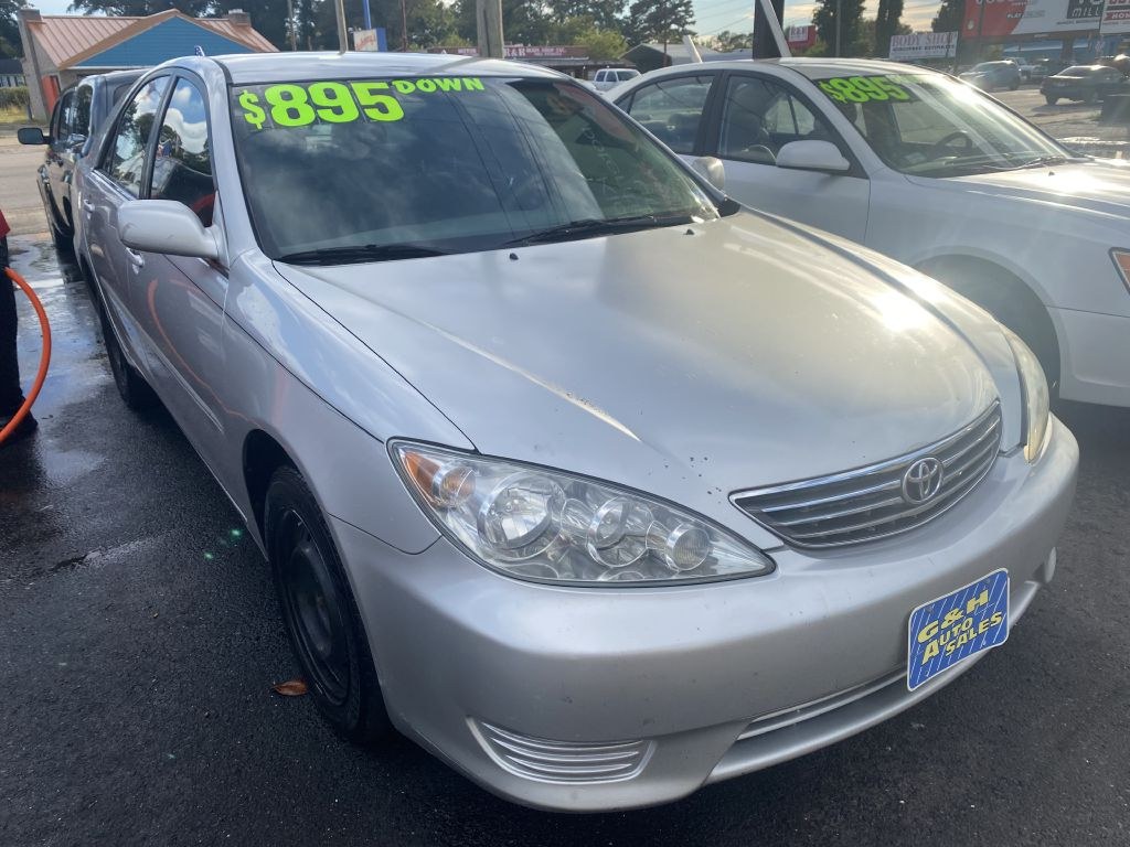 photo of 2005 TOYOTA CAMRY LE
