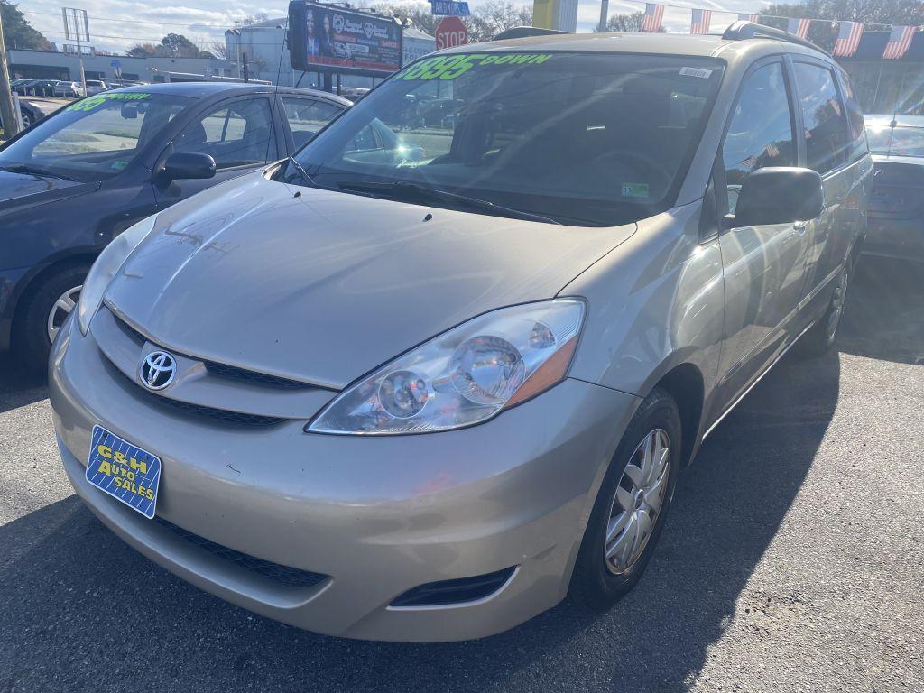 photo of 2008 TOYOTA SIENNA CE