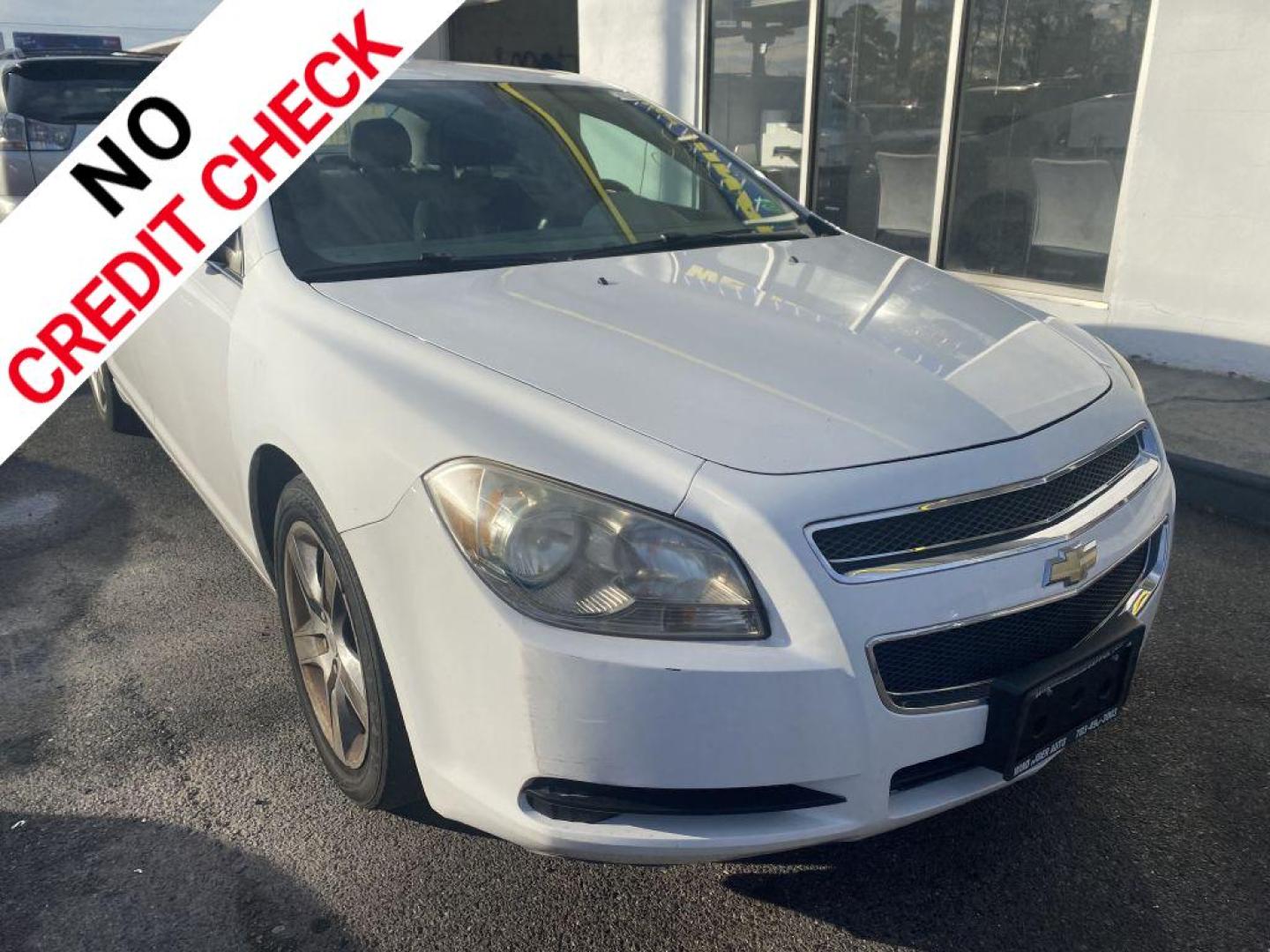 2012 WHITE CHEVROLET MALIBU LS (1G1ZA5E06CF) with an 2.4L engine, Automatic transmission, located at 930 E Little Creek Road, Norfolk, VA, 23518, (757) 588-0420, 36.915051, -76.244408 - Photo#0