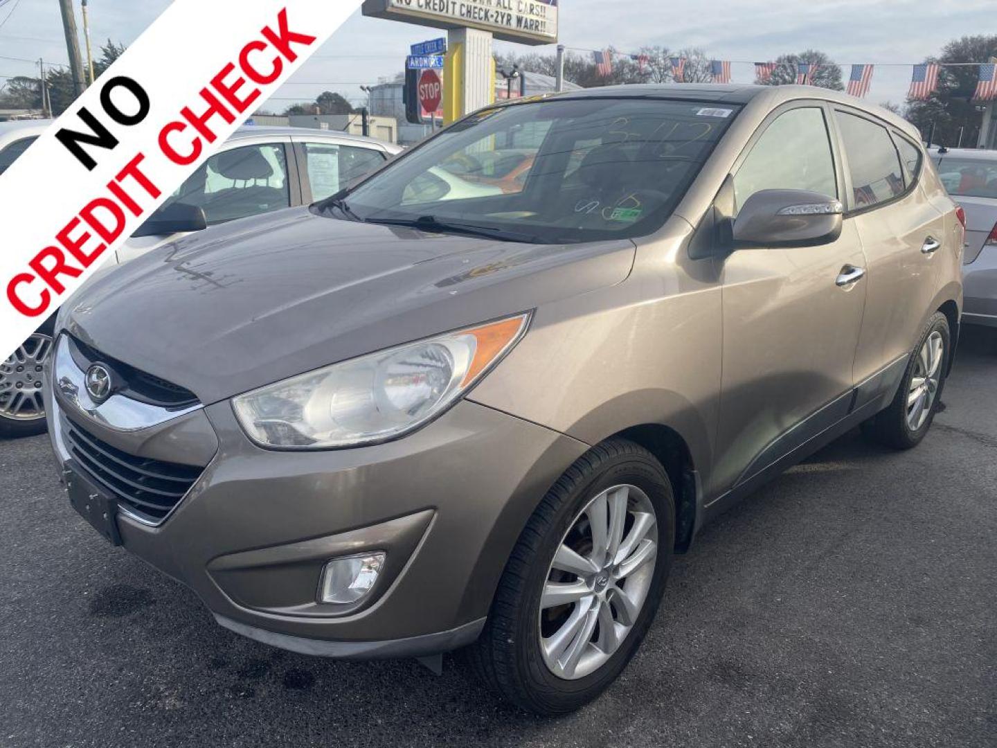 2011 BROWN HYUNDAI TUCSON GLS (KM8JU3AC4BU) with an 2.4L engine, Automatic transmission, located at 930 E Little Creek Road, Norfolk, VA, 23518, (757) 588-0420, 36.915051, -76.244408 - Photo#0
