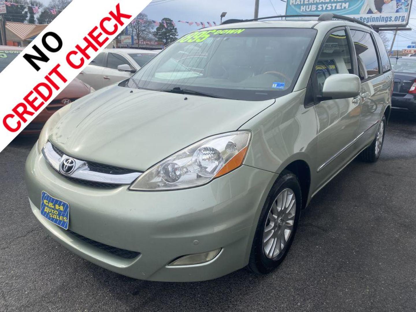 2008 GREEN TOYOTA SIENNA XLE (5TDBK22C88S) with an 3.5L engine, Automatic transmission, located at 930 E Little Creek Road, Norfolk, VA, 23518, (757) 588-0420, 36.915051, -76.244408 - Photo#0