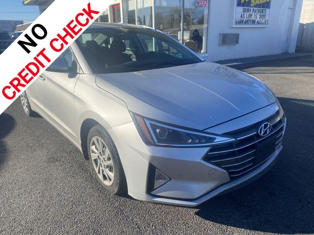 2019 SILVER HYUNDAI ELANTRA SE (KMHD74LF8KU) with an 2.0L engine, 6-Speed Manual transmission, located at 930 E Little Creek Road, Norfolk, VA, 23518, (757) 588-0420, 36.915051, -76.244408 - Photo#0