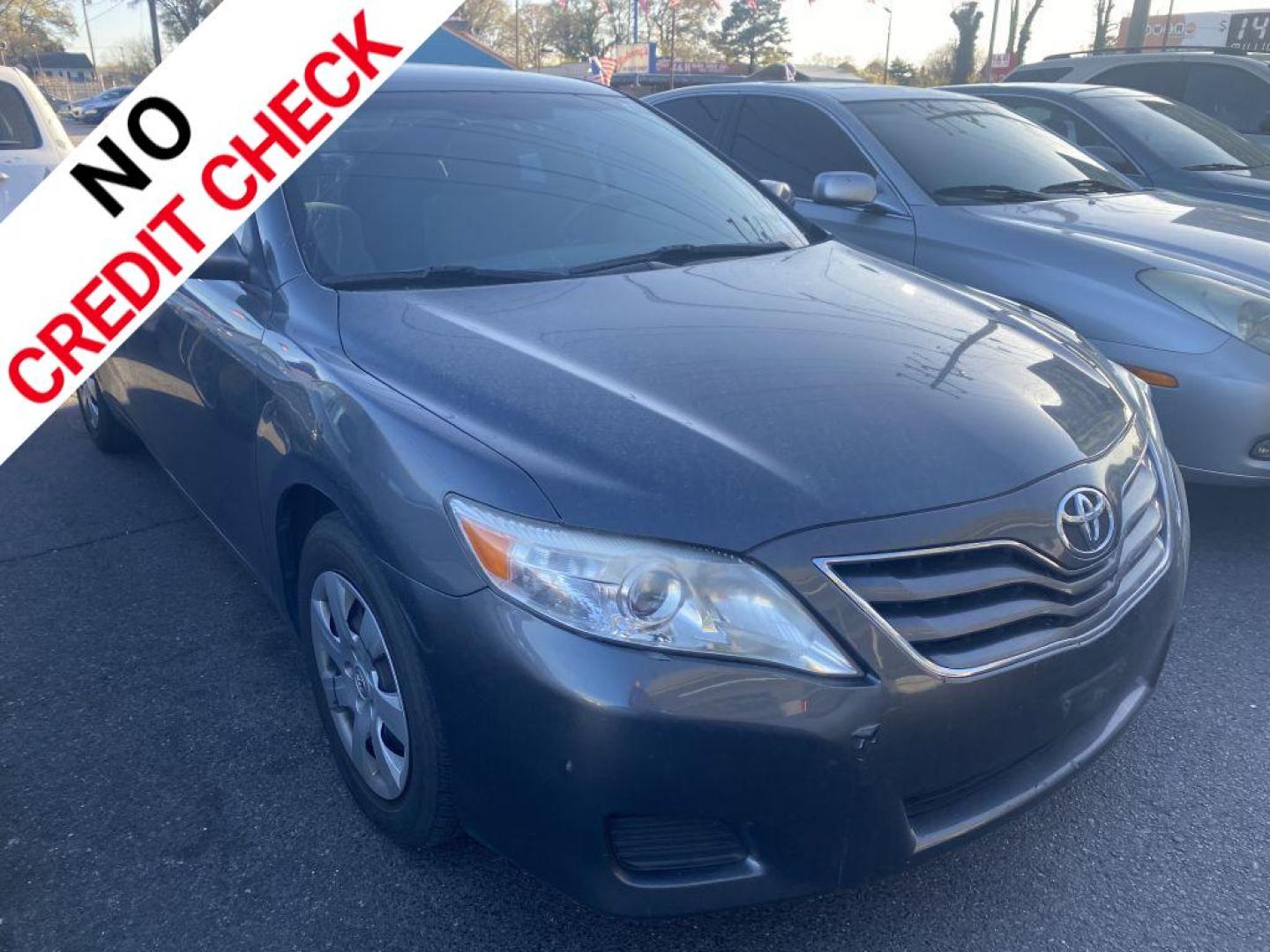 2010 GRAY TOYOTA CAMRY BASE (4T1BF3EK8AU) with an 2.5L engine, Automatic transmission, located at 930 E Little Creek Road, Norfolk, VA, 23518, (757) 588-0420, 36.915051, -76.244408 - Photo#0